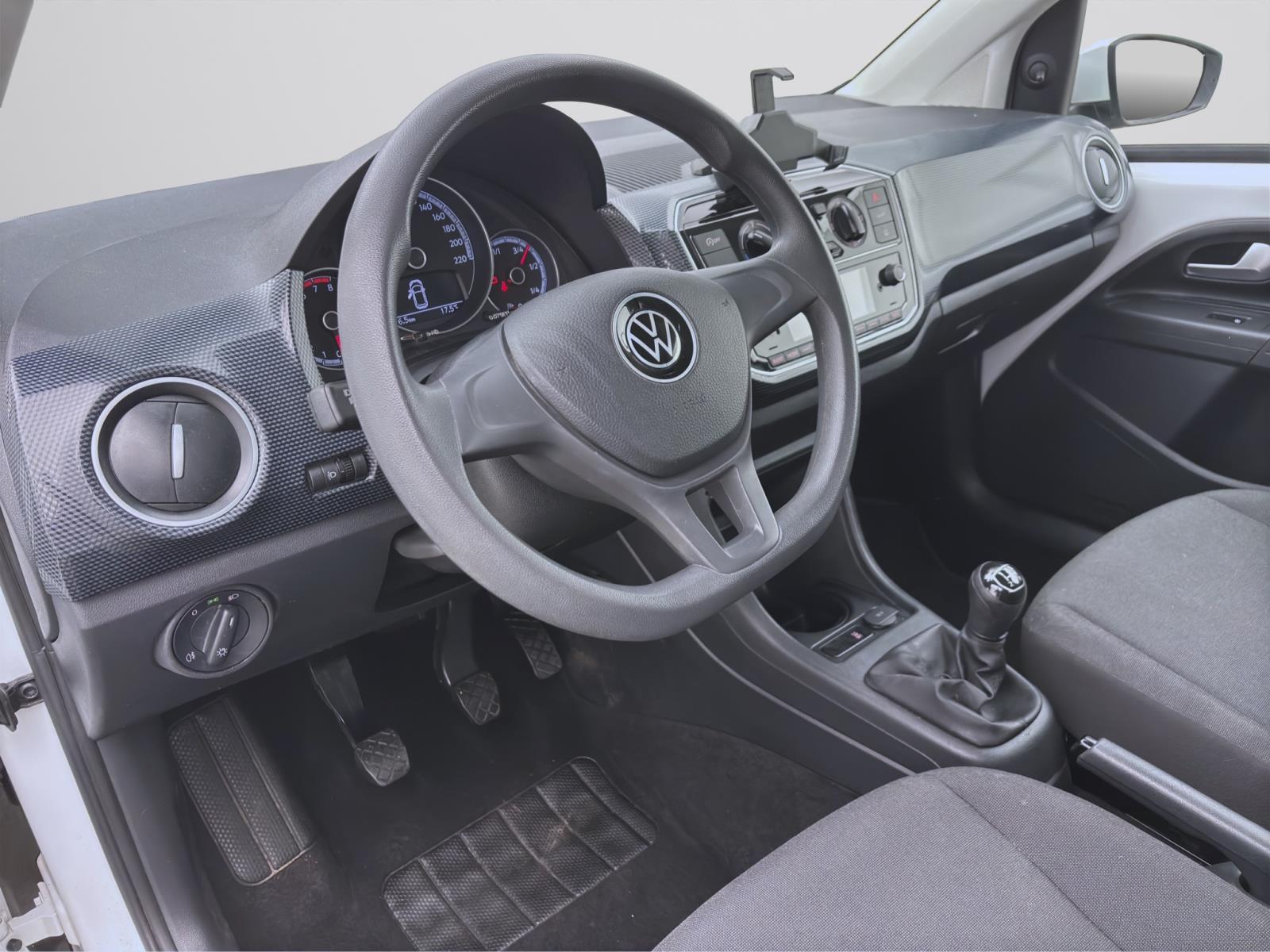 Bild 12: Volkswagen up! 1.0 MPI KLIMA DAB BLUETOOTH eFENSTER