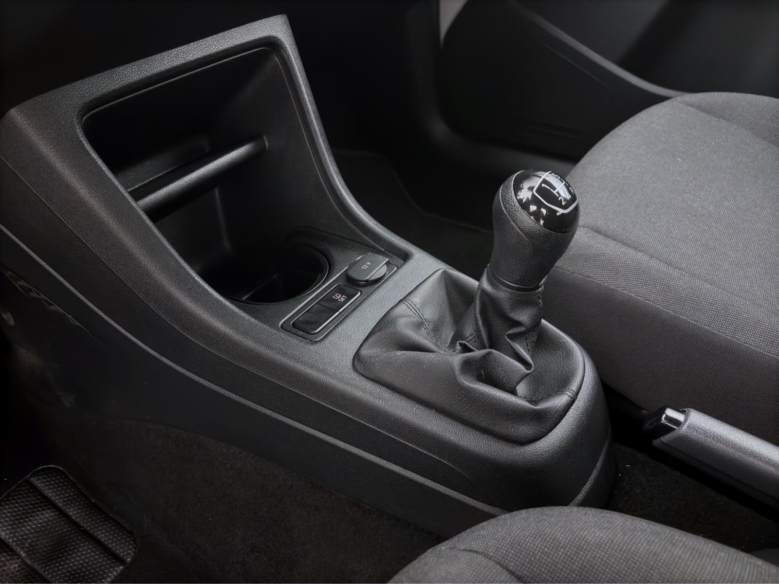 Bild 13: Volkswagen up! 1.0 MPI KLIMA DAB BLUETOOTH eFENSTER