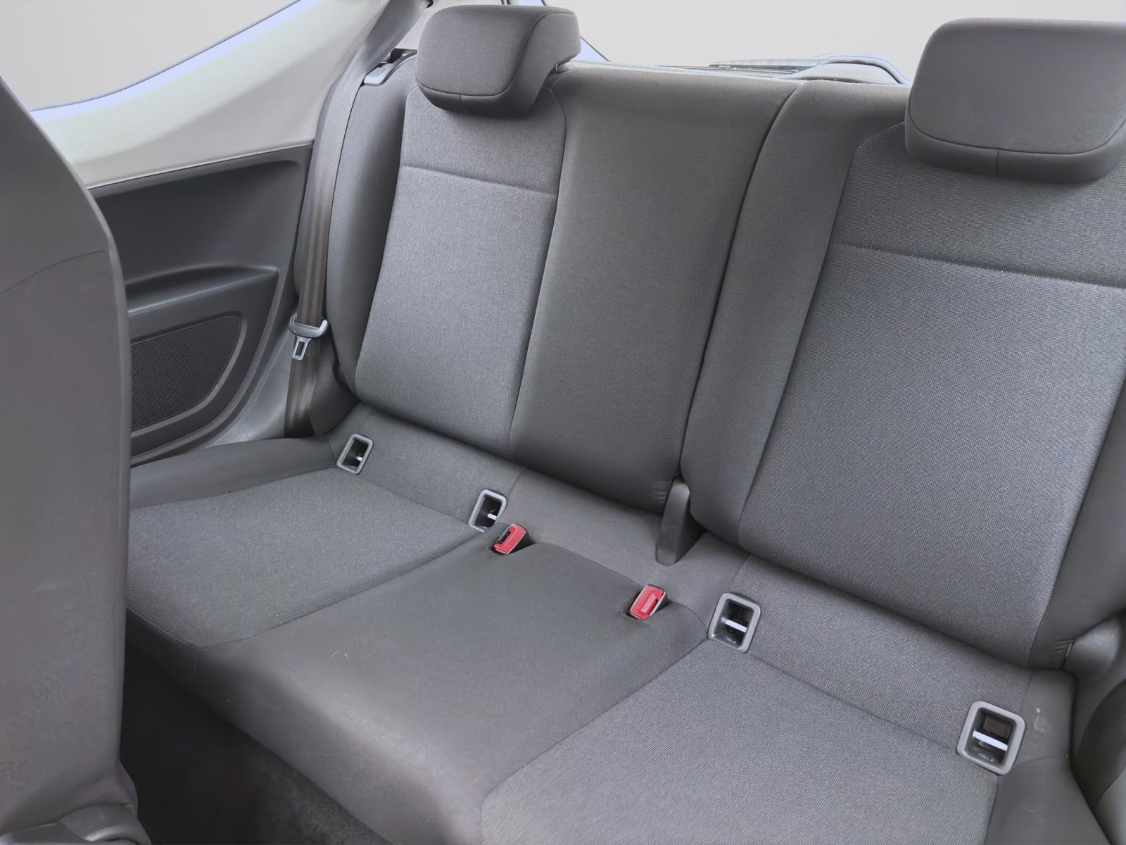 Bild 14: Volkswagen up! 1.0 MPI BLUETOOTH DAB KLIMA GANZJAHR