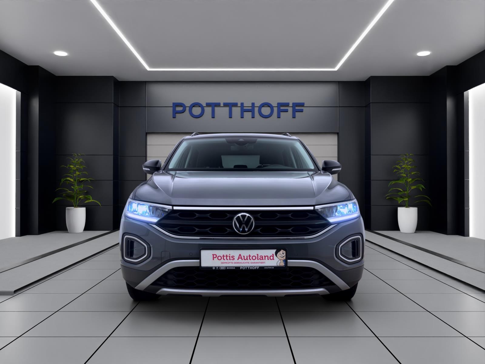 Bild 6: Volkswagen T-Roc 1.5 TSI DSG LIFE NAVI AHK KAMERA KLIMA