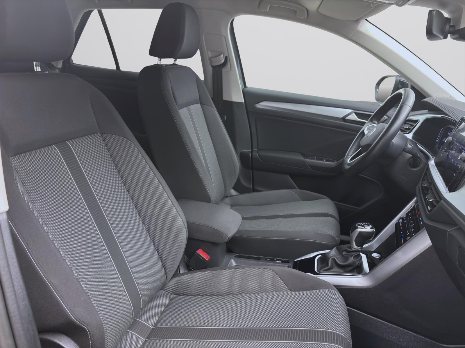 Bild 14: Volkswagen T-Roc 1.5 TSI DSG LIFE NAVI AHK KAMERA KLIMA