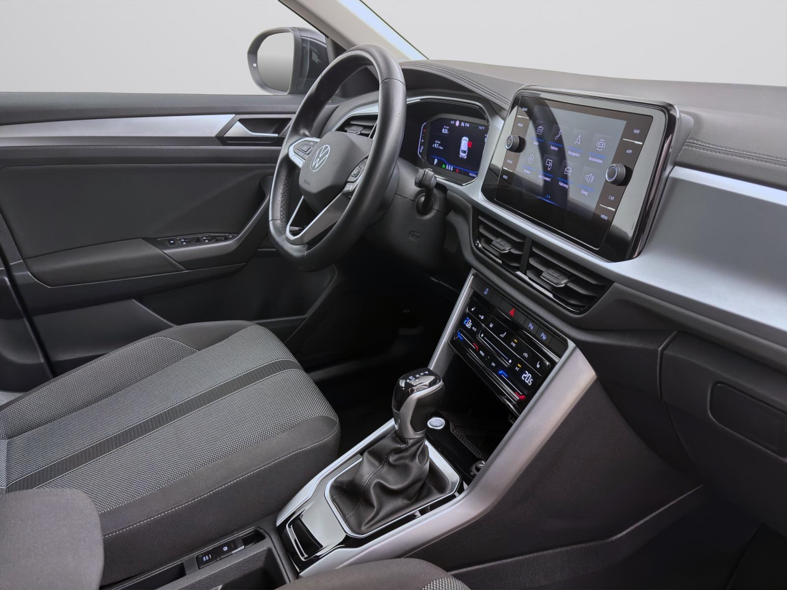 Bild 15: Volkswagen T-Roc 1.5 TSI DSG LIFE NAVI AHK KAMERA KLIMA