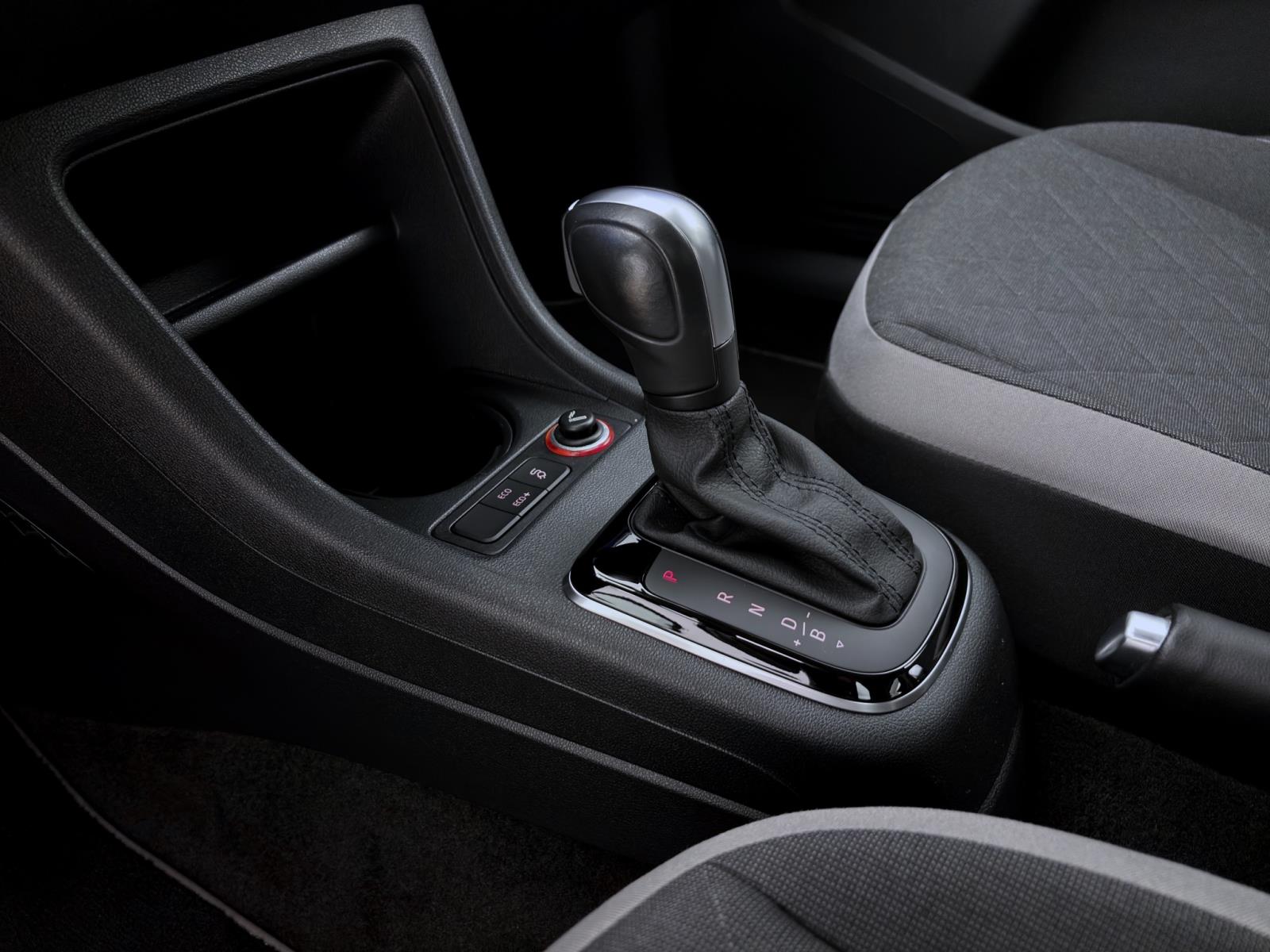 Bild 13: Volkswagen e-up! MAX KAMERA PDC SITZHZG DAB+