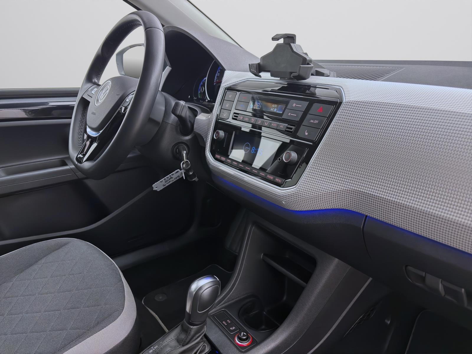 Bild 16: Volkswagen e-up! MAX KAMERA PDC SITZHZG DAB+