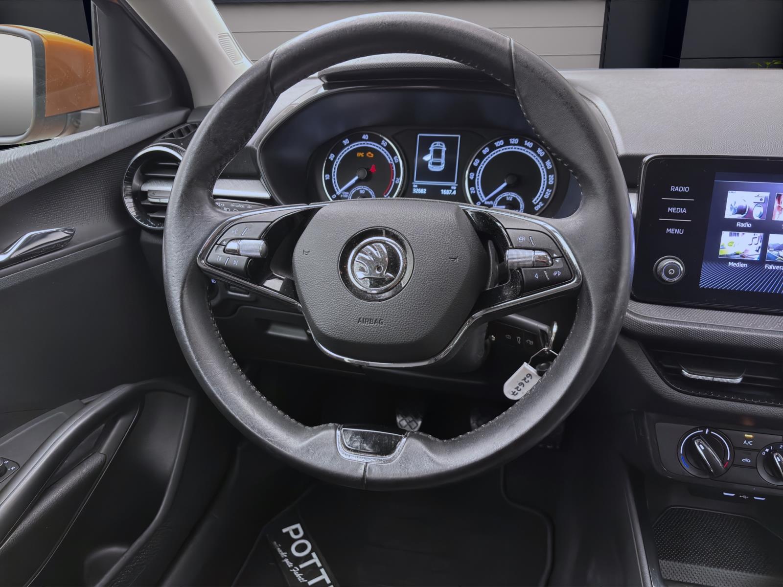 Bild 10: Skoda Fabia 1.0 MPI AMBITION LED PDC KLIMA