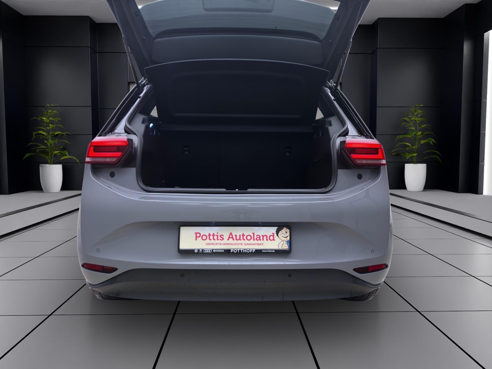 Bild 3: Volkswagen ID.3 PURE PERFORMANCE NAVI SITZHZG PDC LED KLIMA