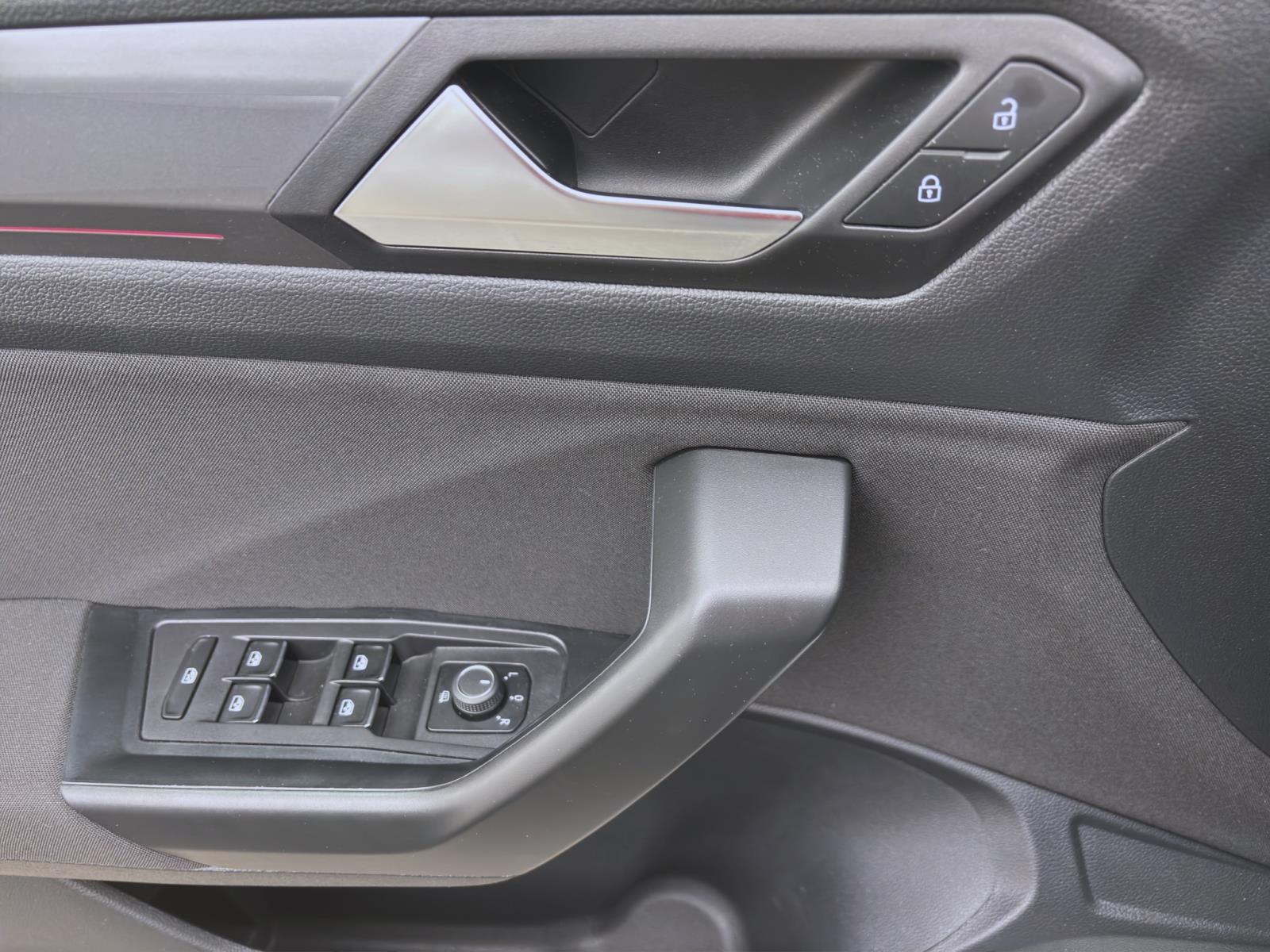 Bild 9: Volkswagen T-Roc 1.5 TSI SPORT NAVI AHK PDC KLIMA LM17