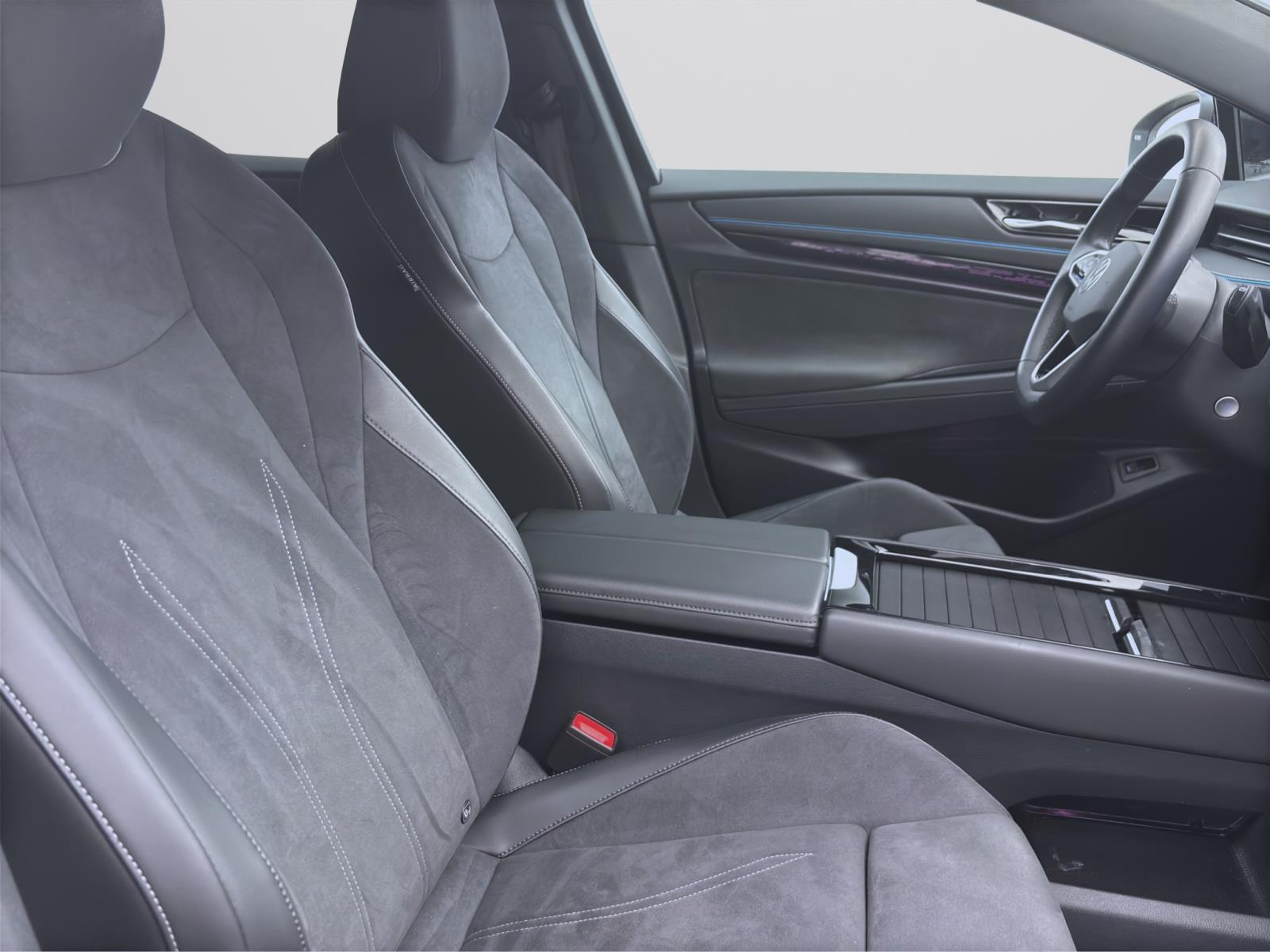 Bild 14: Volkswagen ID.7 PRO AHK IQ.LIGHT KAMERA NAVI LM19