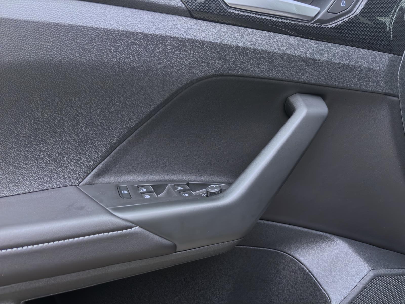 Bild 9: Volkswagen T-Cross 1.0 TSI GOAL NAVI KLIMA PDC SHZG