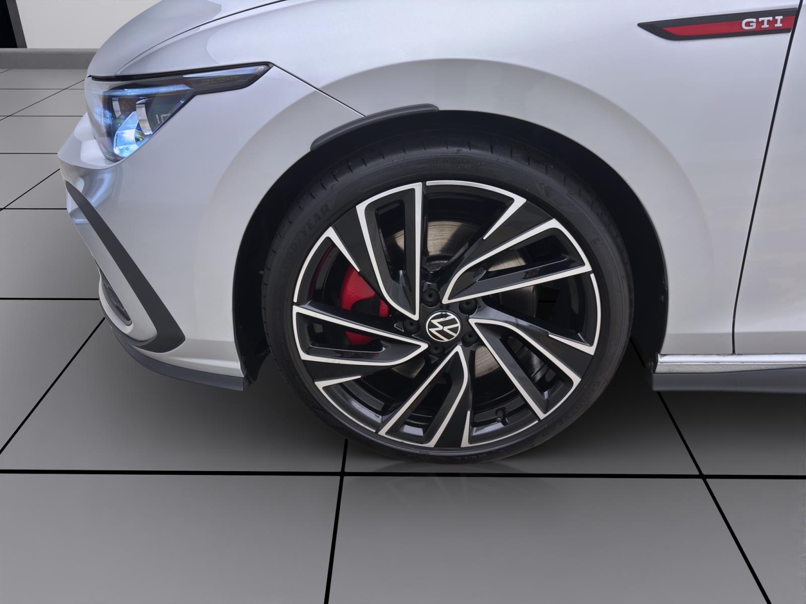 Bild 7: Volkswagen Golf GTI NAVI KAMERA PDC MATRIX