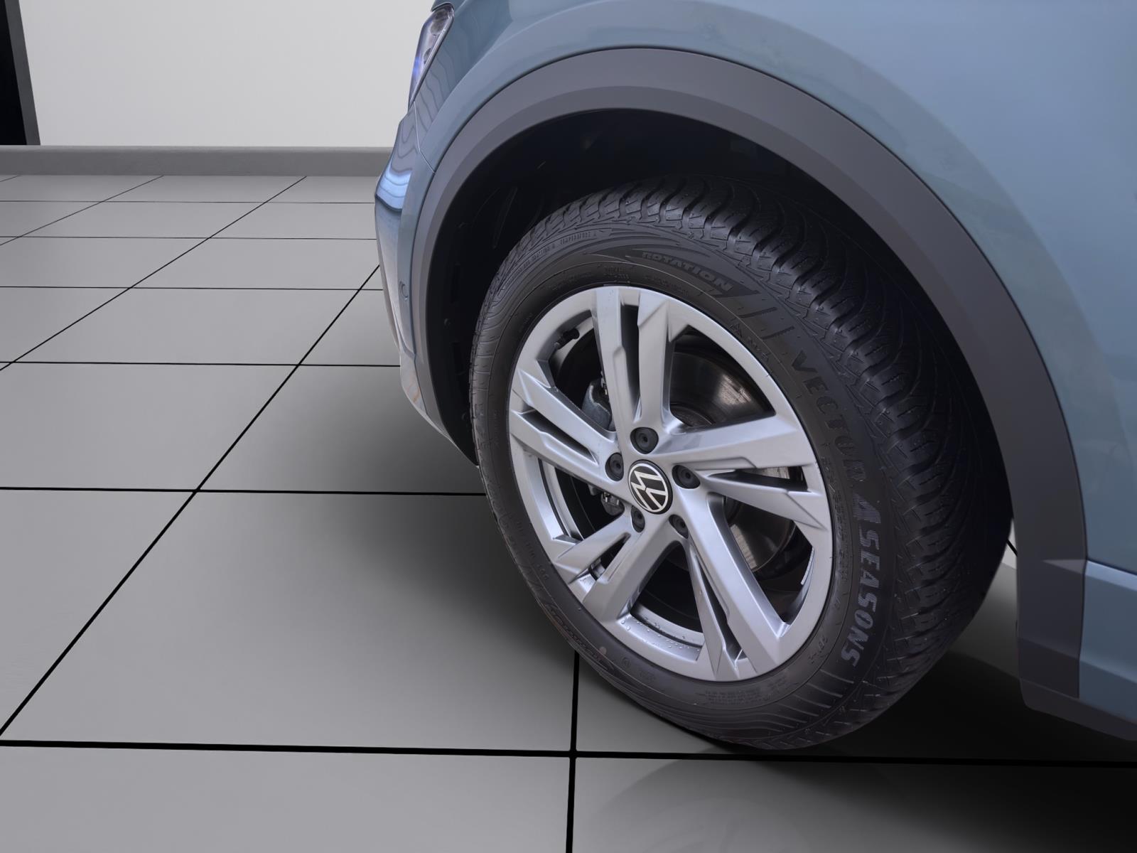 Bild 7: Volkswagen T-Roc 1.5 TSI DSG R-LINE NAVI AHK KAMERA SHZG