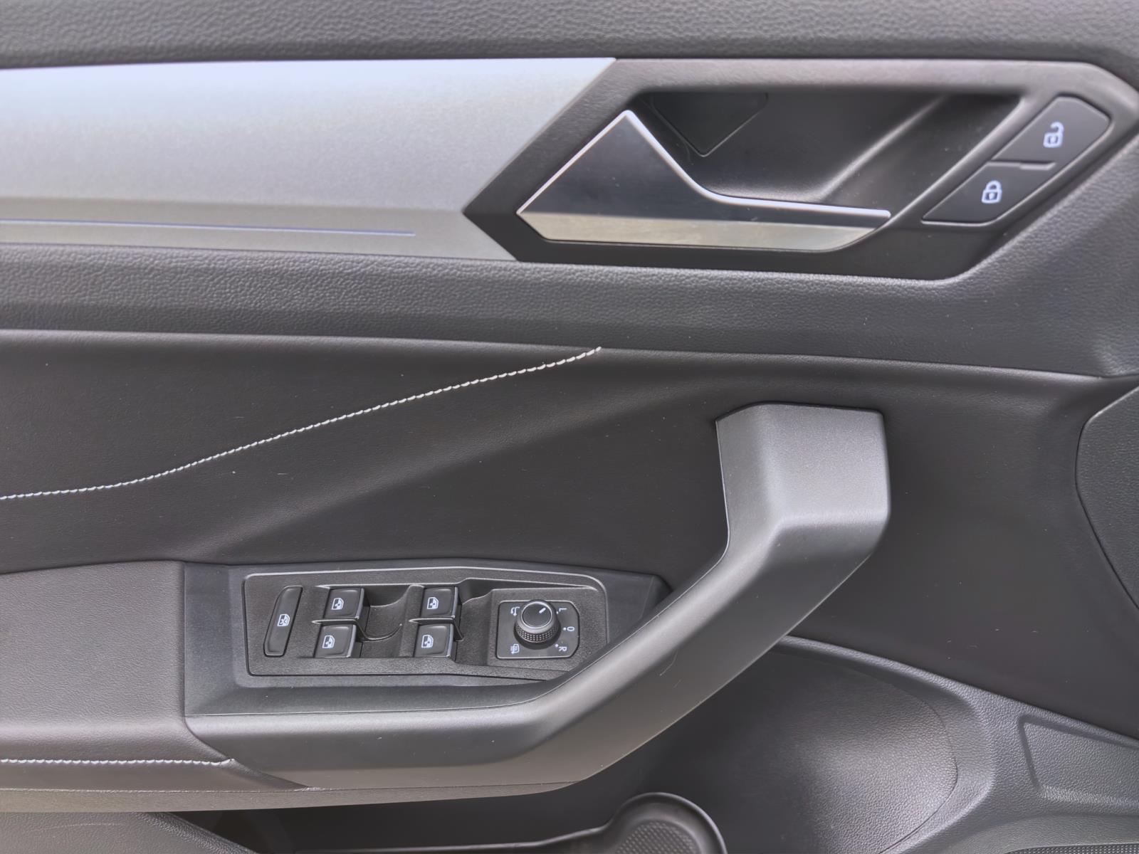 Bild 9: Volkswagen T-Roc 2.0 TDI DSG GOAL NAVI AHK KAMERA KLIMA