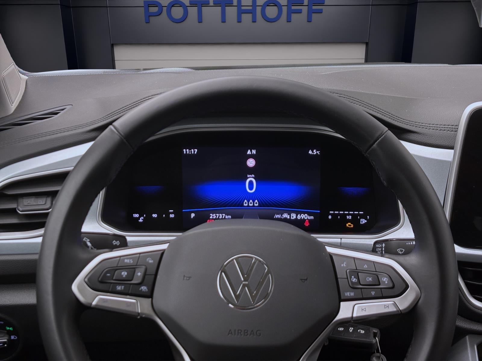 Bild 11: Volkswagen T-Roc 2.0 TDI DSG GOAL NAVI AHK KAMERA KLIMA