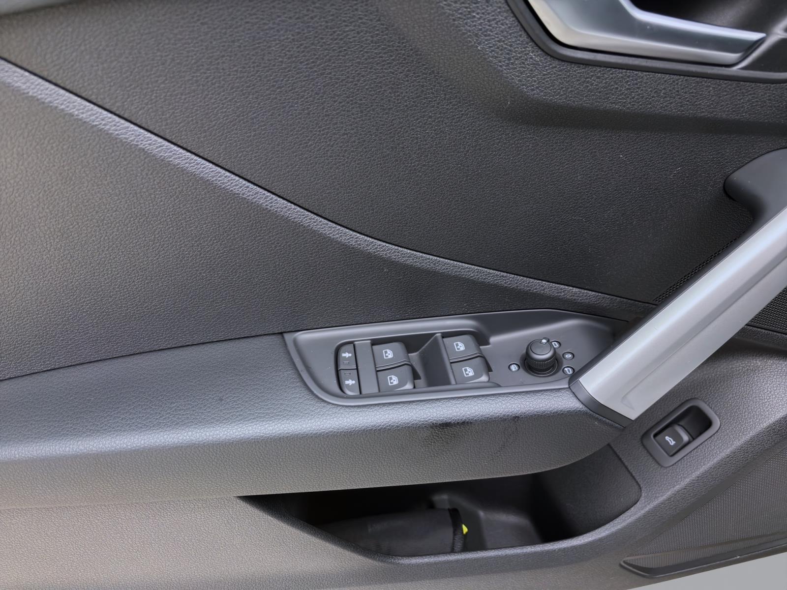 Bild 9: Audi Q2 35 TDI ADVANCED PDC KLIMA AHK eKLAPPE