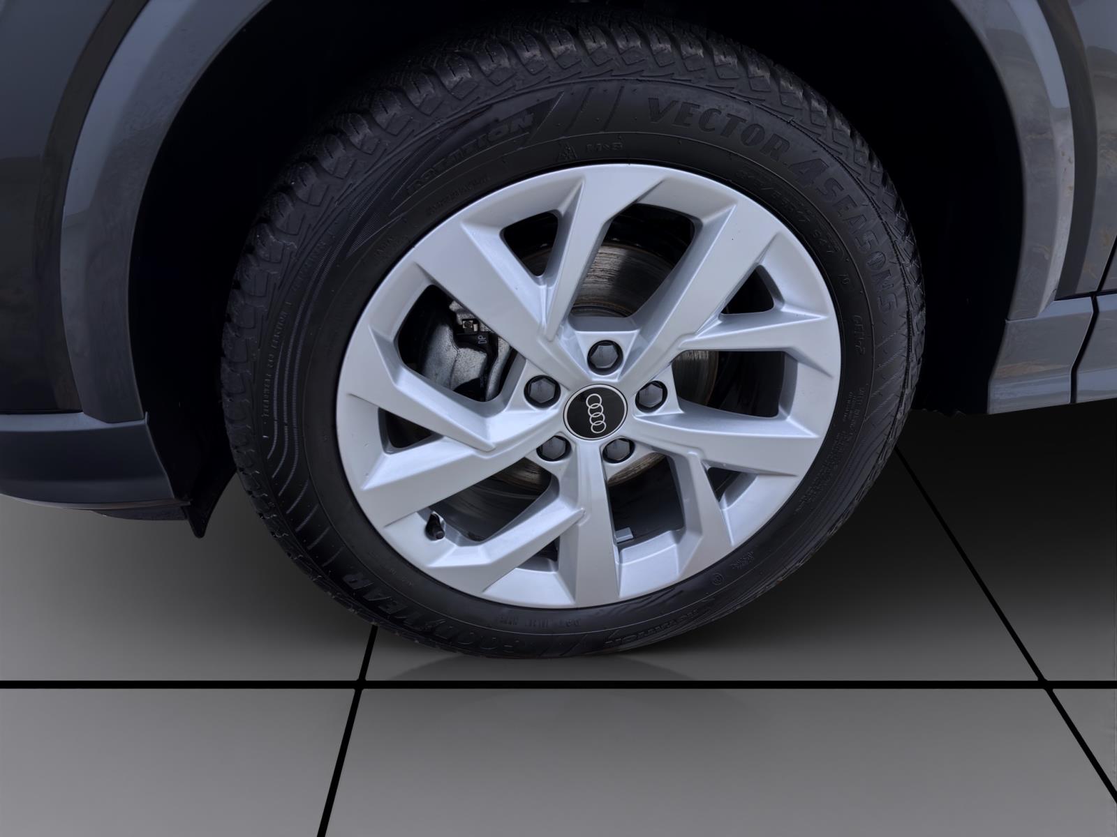 Bild 7: Audi Q2 35 TFSI ADVANCED NAVI+ MATRIX PDC SITZHZG