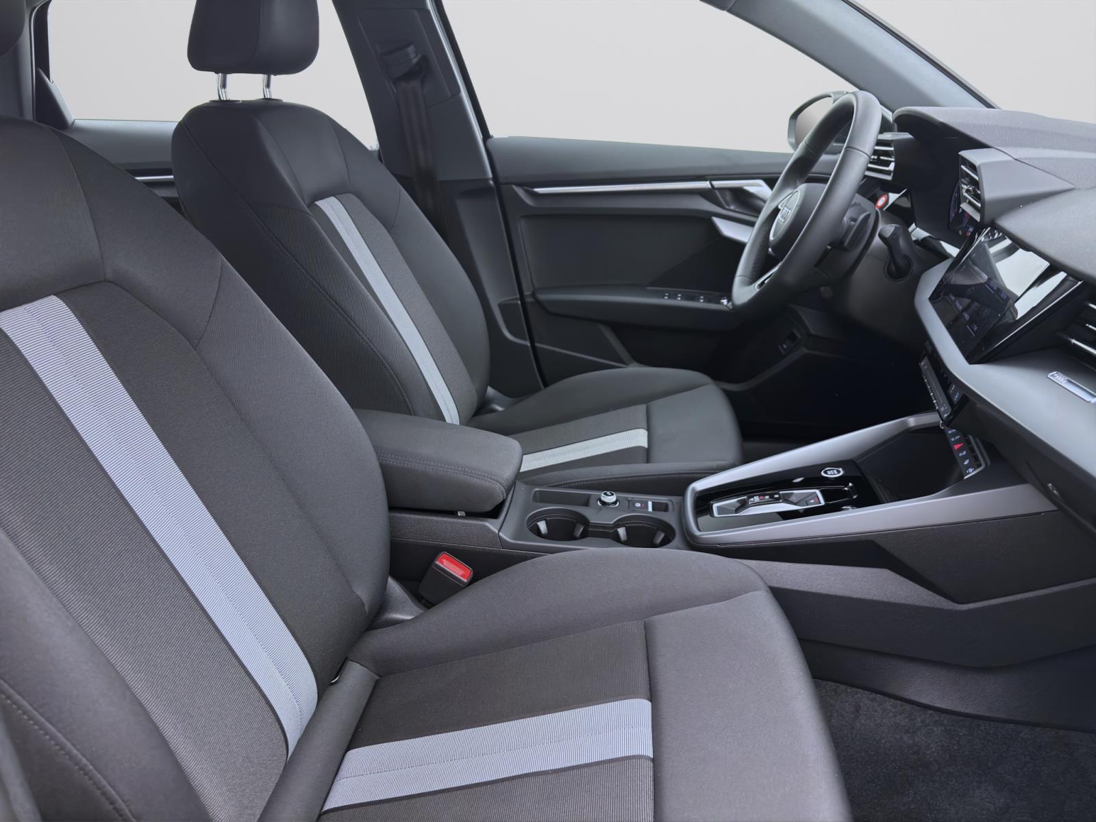 Bild 14: Audi A3 Limousine 35 TDI ADVANCED KAMERA KLIMA LM18 NAVI