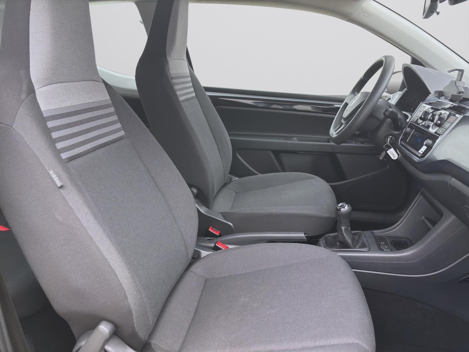 Bild 13: Volkswagen up! 1.0 MPI MOVE UP! SITZHZG LED KLIMA DAB+