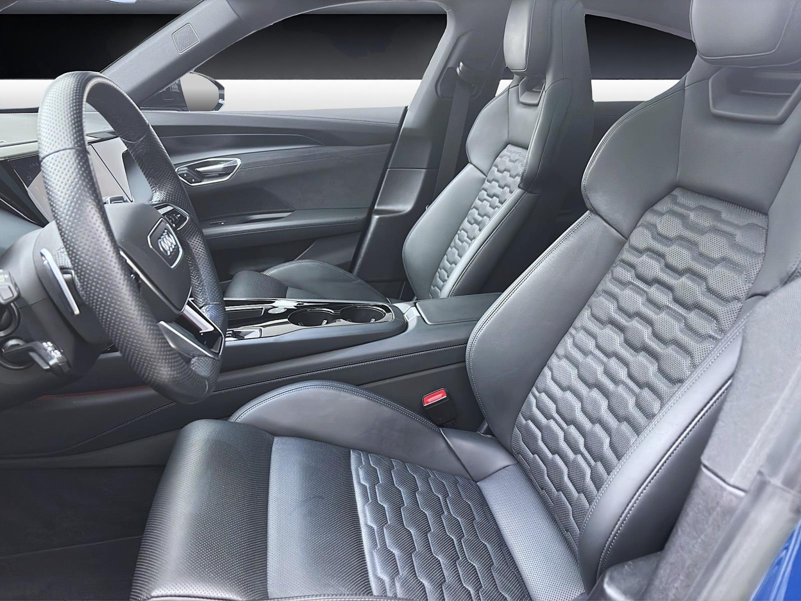 Bild 8: Audi e-tron GT Q PANO MATRIX NAVI B&O HuD