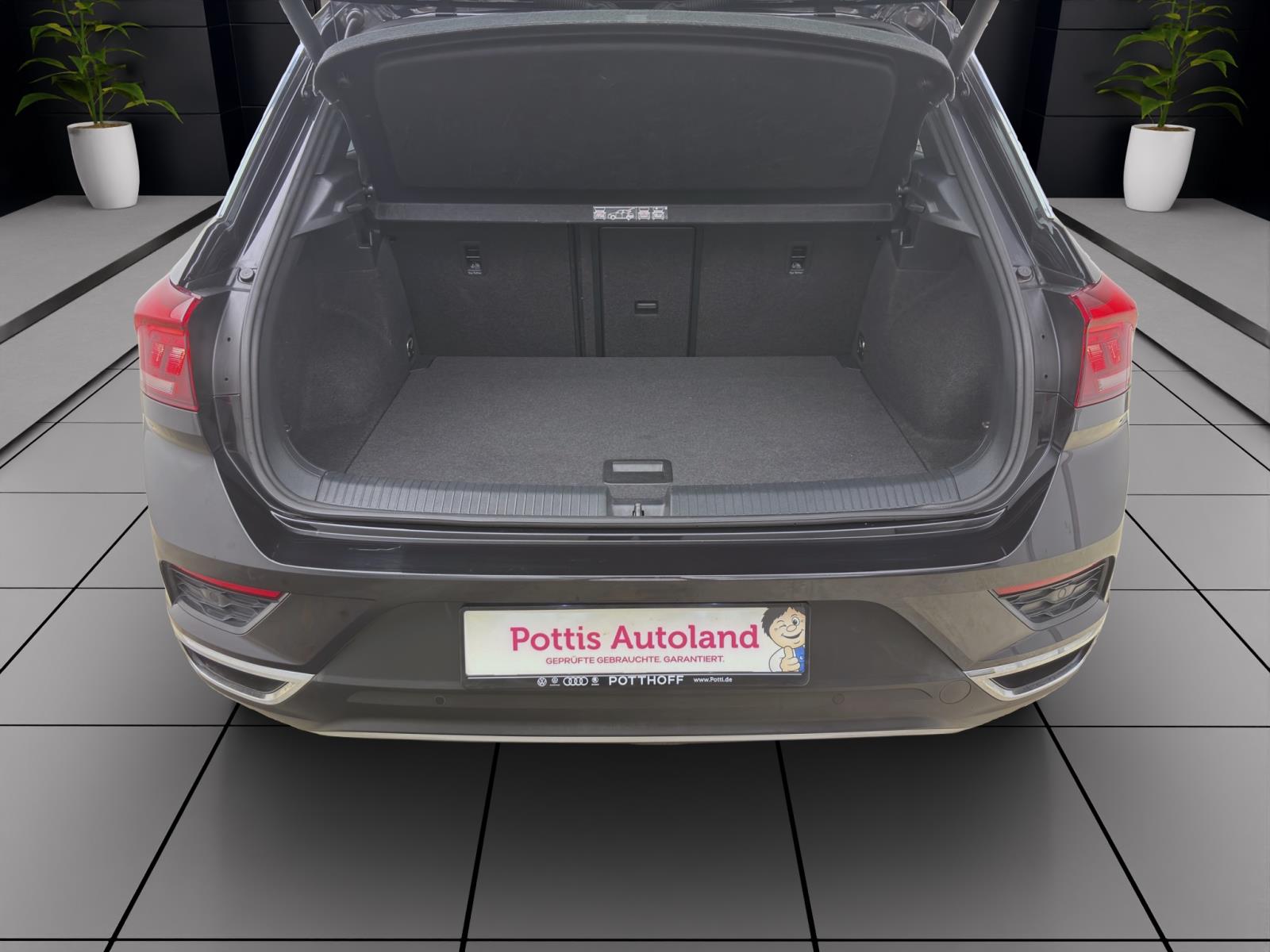 Bild 3: Volkswagen T-Roc 1.5 TSI SPORT NAVI PDC ACC SITZHZG