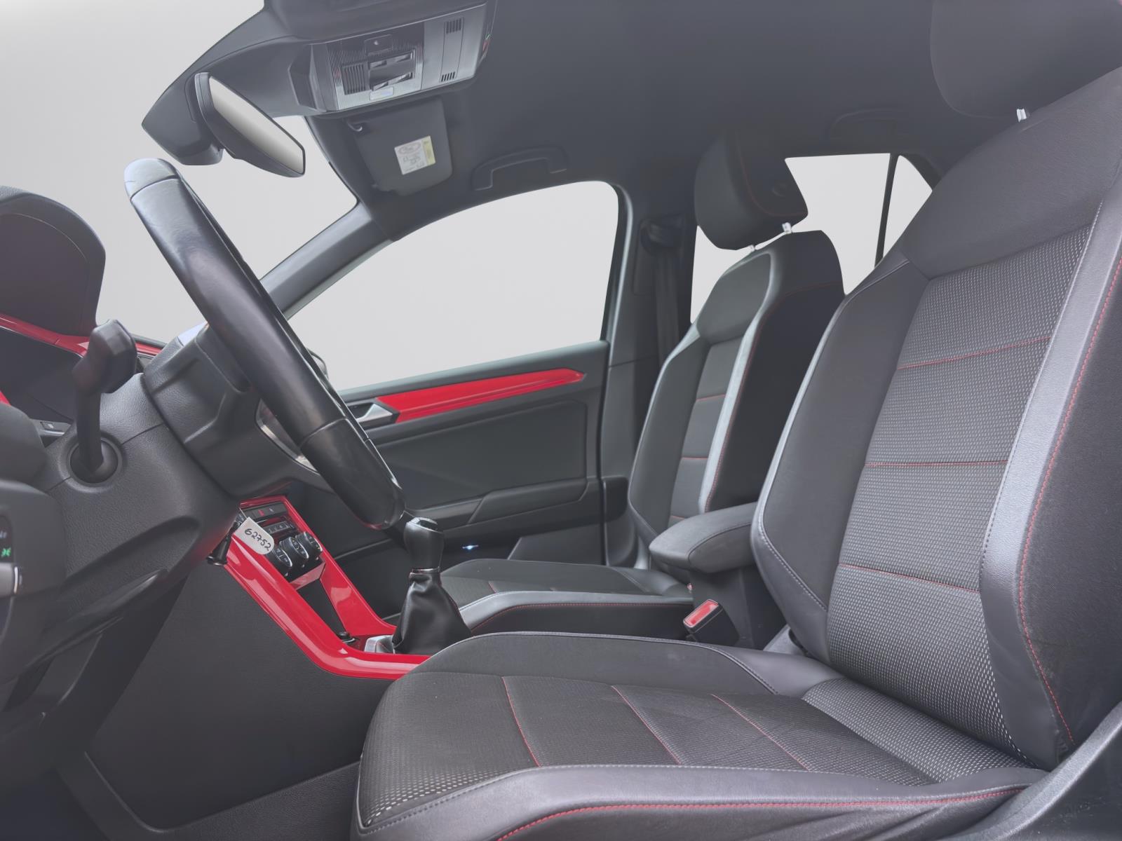 Bild 8: Volkswagen T-Roc 1.5 TSI SPORT NAVI PDC ACC SITZHZG