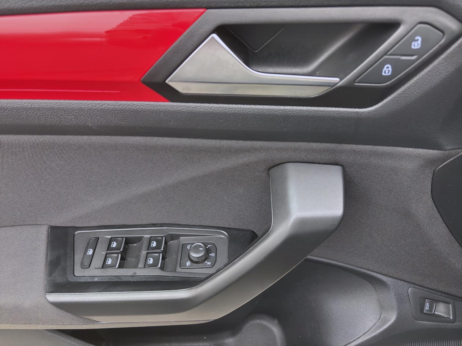 Bild 9: Volkswagen T-Roc 1.5 TSI SPORT NAVI PDC ACC SITZHZG