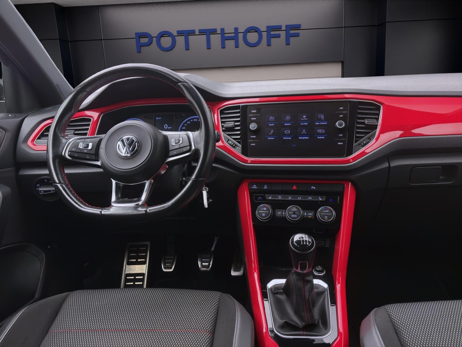 Bild 12: Volkswagen T-Roc 1.5 TSI SPORT NAVI PDC ACC SITZHZG