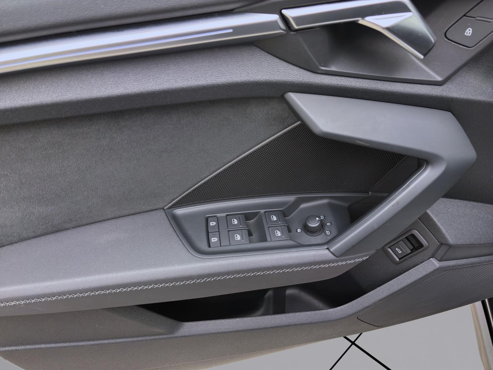 Bild 9: Audi A3 Limousine 35 TDI S LINE PANO NAVI KAMERA LED