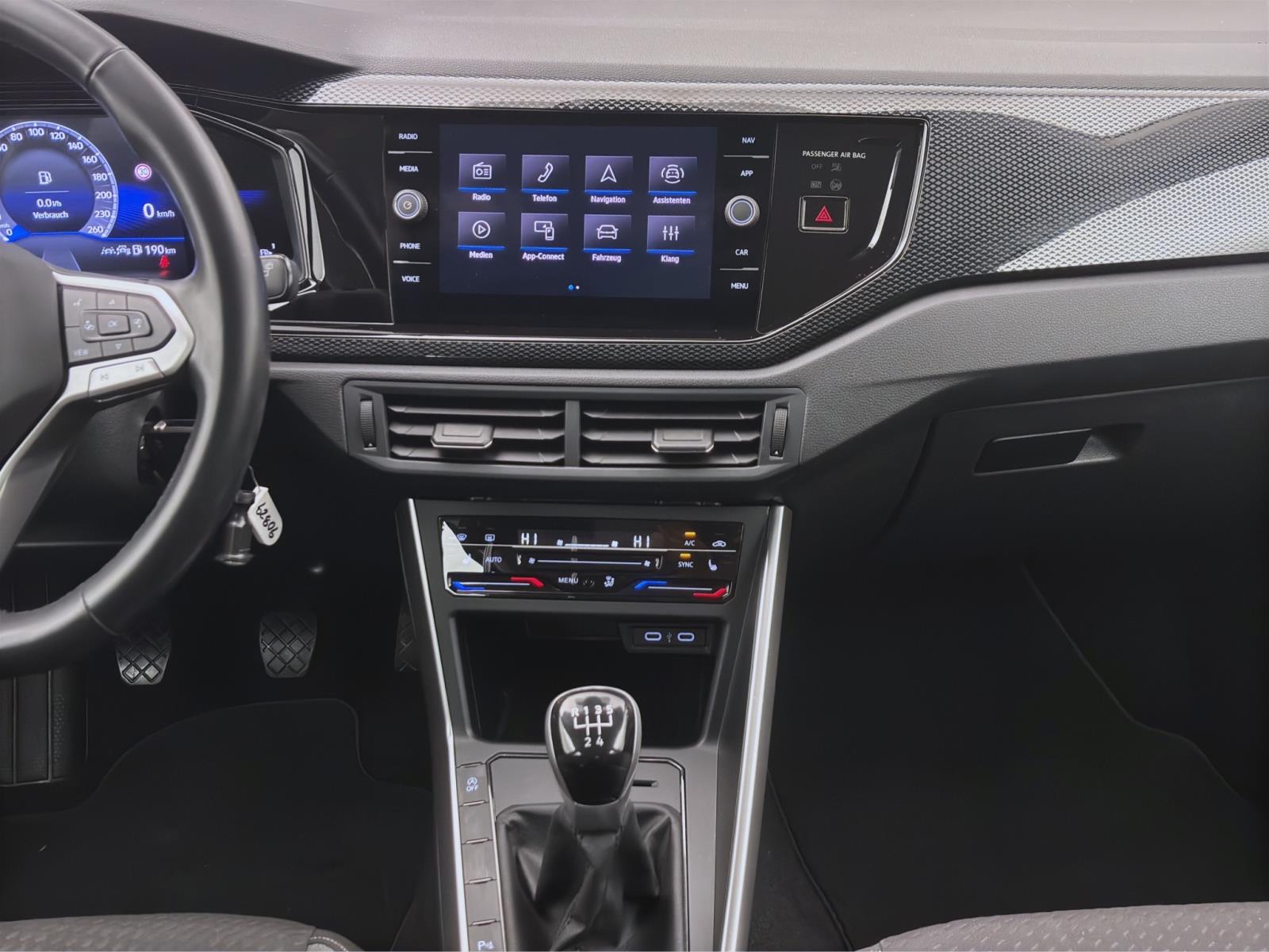 Bild 13: Volkswagen Taigo 1.0 TSI LIFE KLIMA PDC LED SHZG LM16