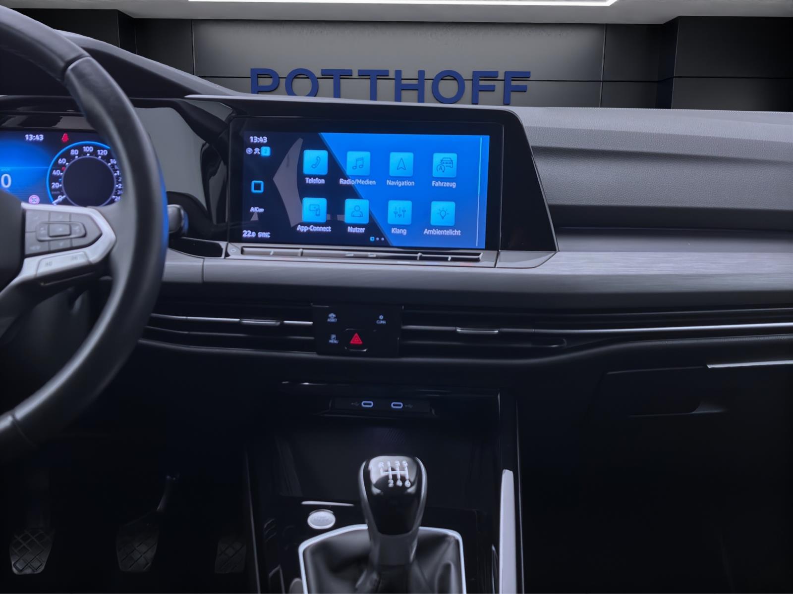 Bild 13: Volkswagen Golf 1.5 TSI STYLE NAVI KLIMA PDC LED