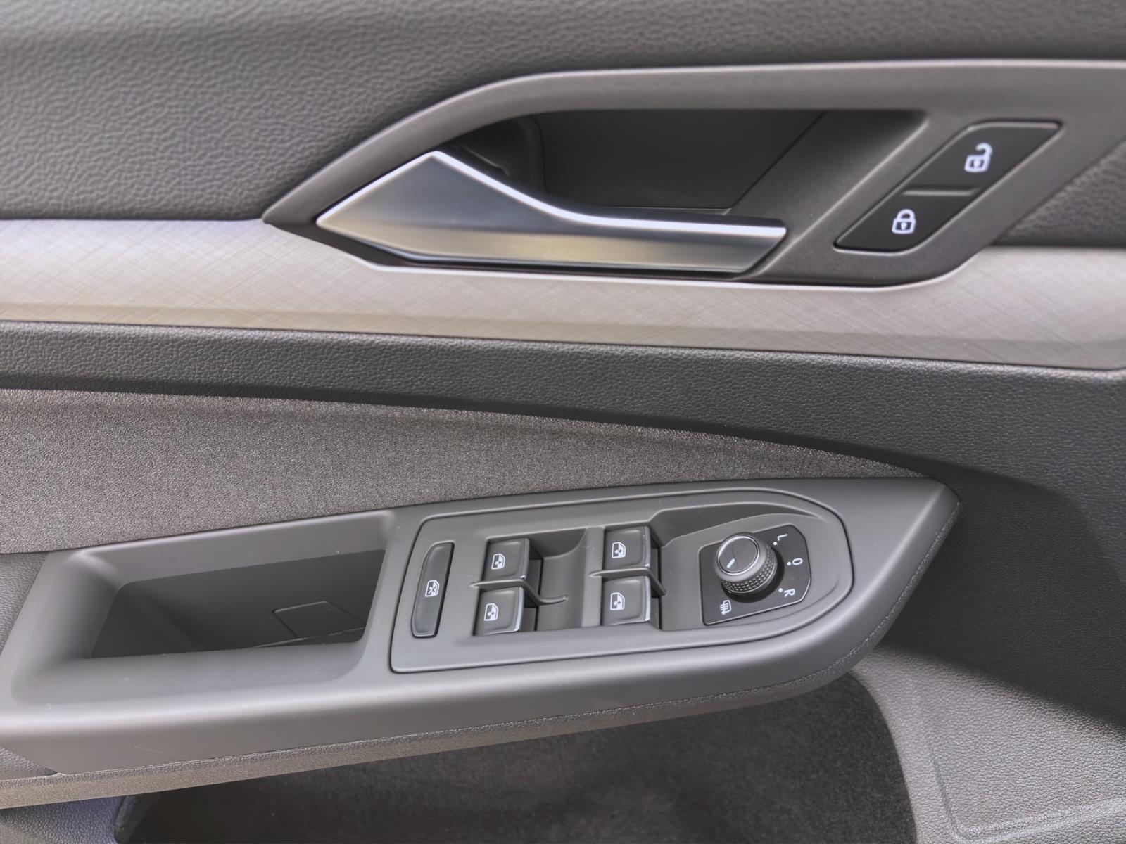 Bild 9: Volkswagen Golf 1.5 TSI LIFE KLIMA SHZG PDC LED LM16