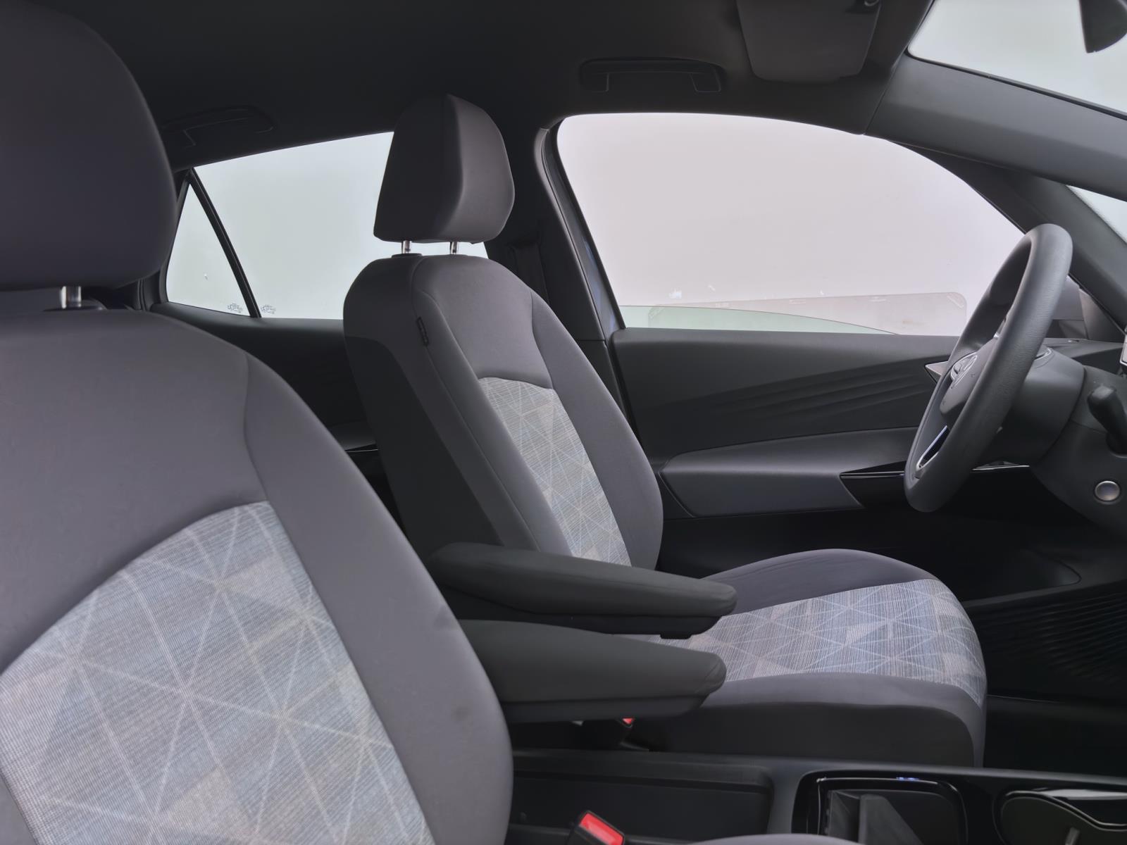 Bild 16: Volkswagen ID.3 PURE PERFORMANCE NAVI PDC LED KLIMA