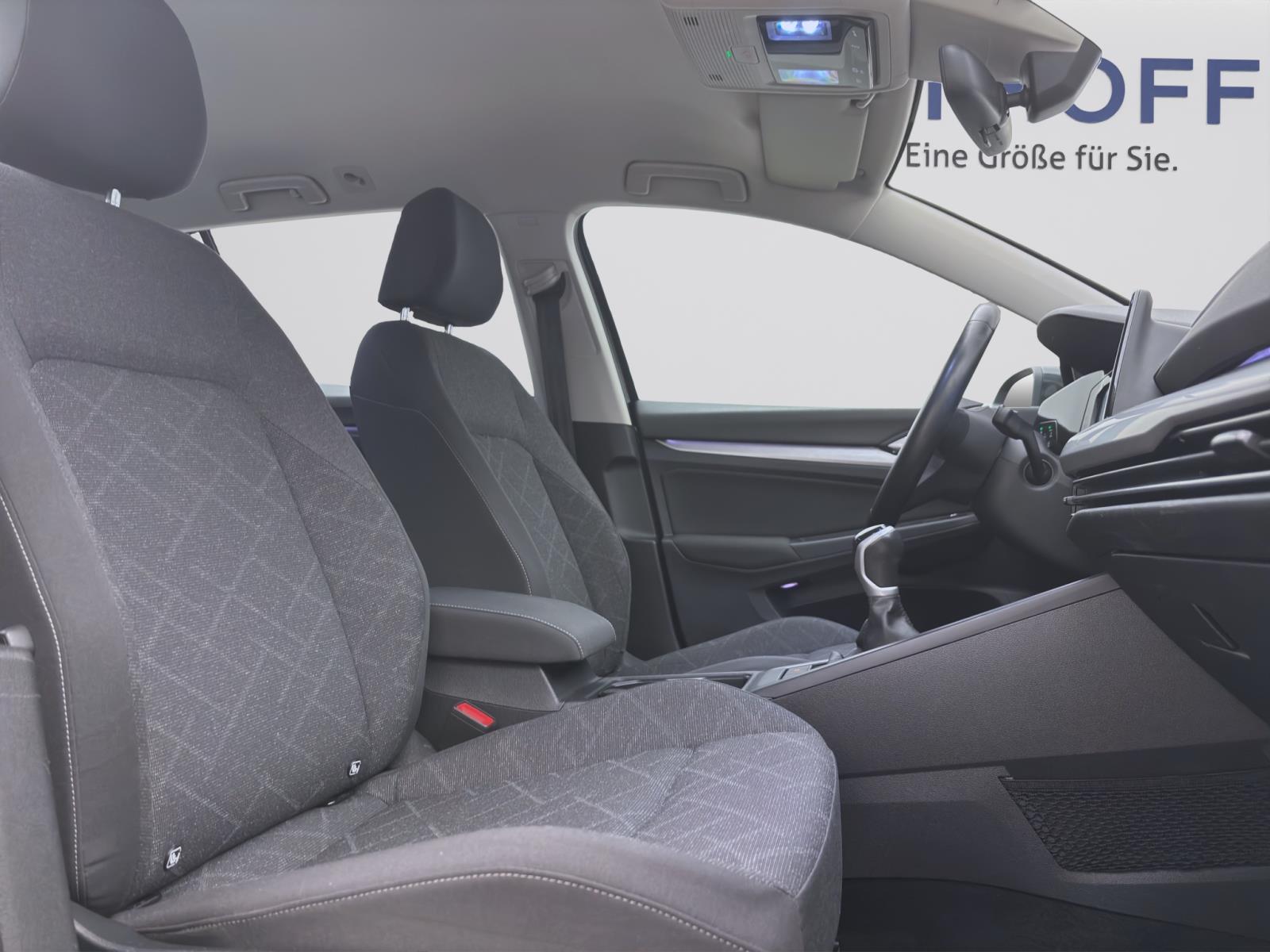 Bild 15: Volkswagen Golf Variant 2.0 TDI LIFE NAVI PDC SITZHZG ACC