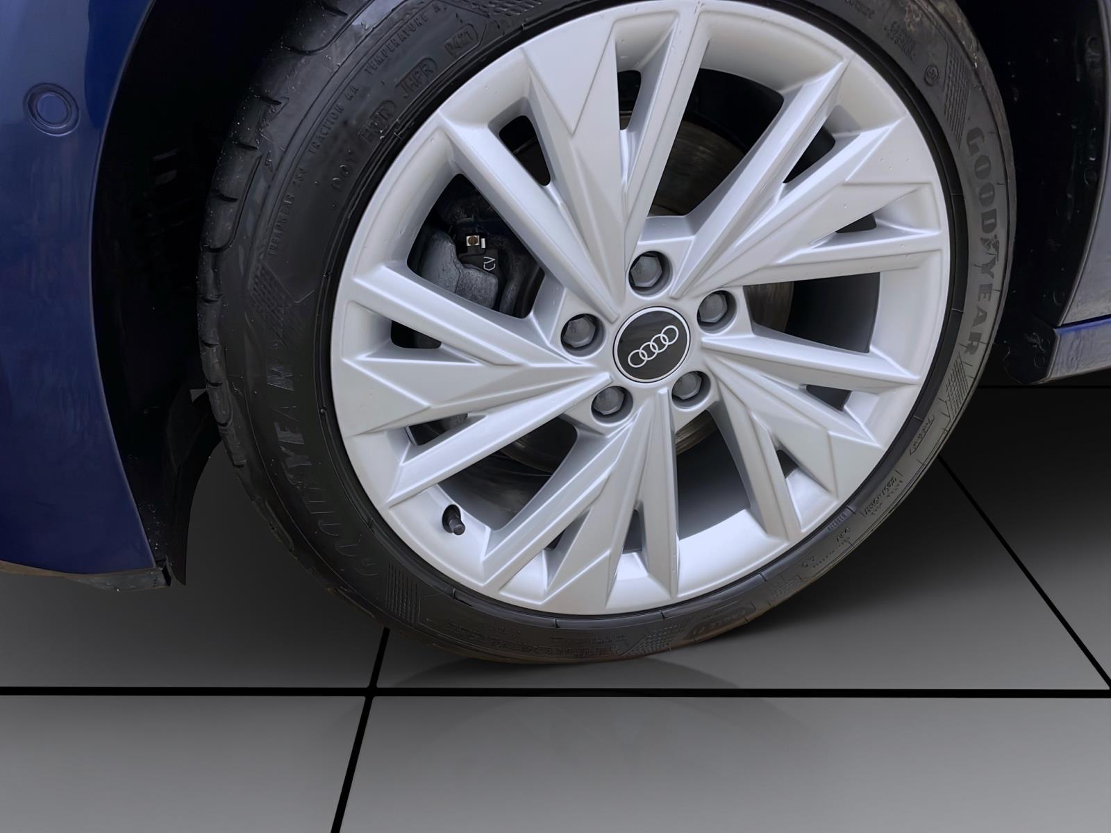 Bild 7: Audi A3 Sportback 40 TFSIe ADVANCED AHK NAVI ACC LED