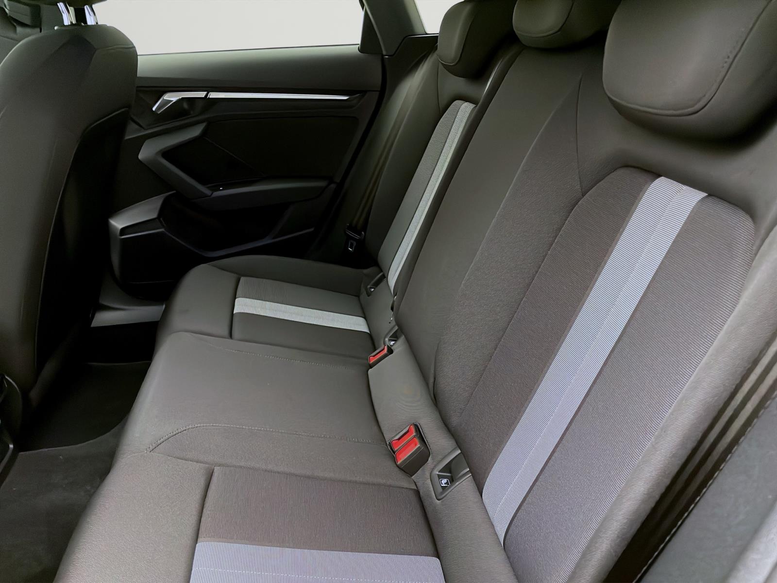 Bild 13: Audi A3 Sportback 40 TFSIe ADVANCED AHK NAVI ACC LED