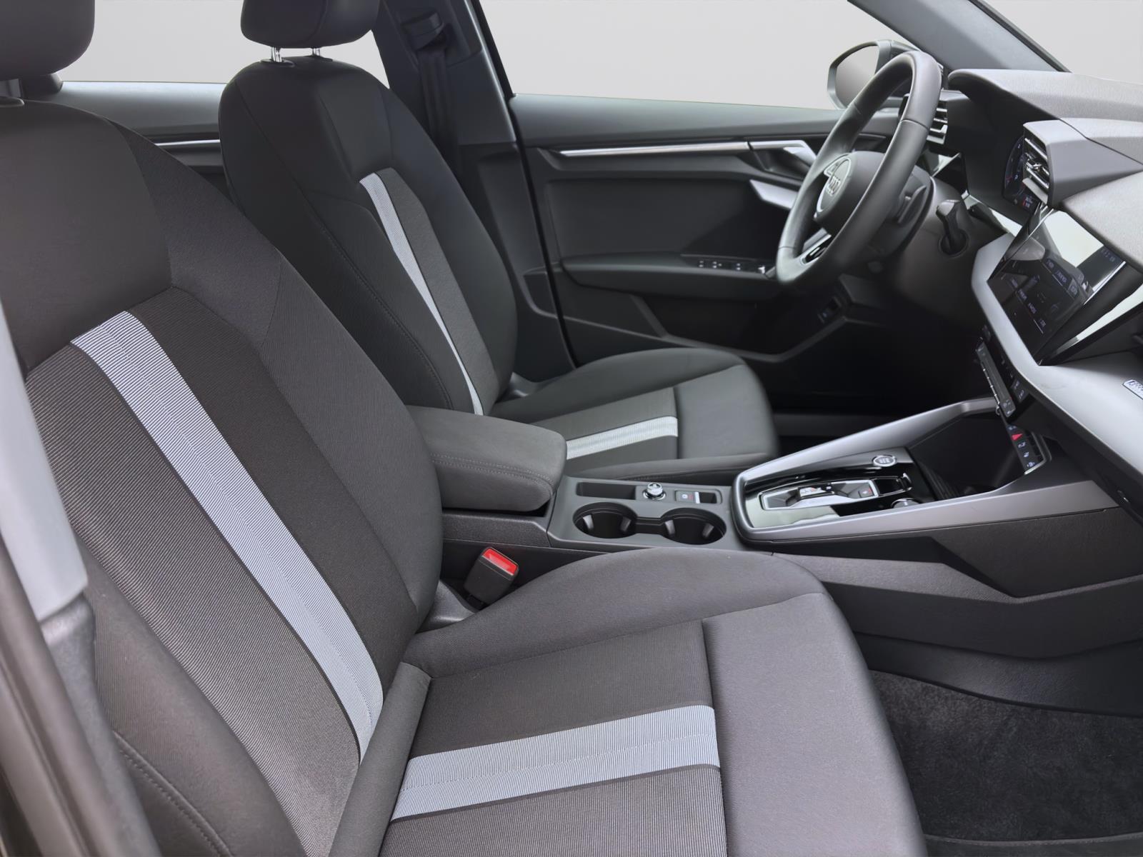 Bild 15: Audi A3 Limousine 35 TDI ADVANCED NAVI SHZG VIRTUAL LM18