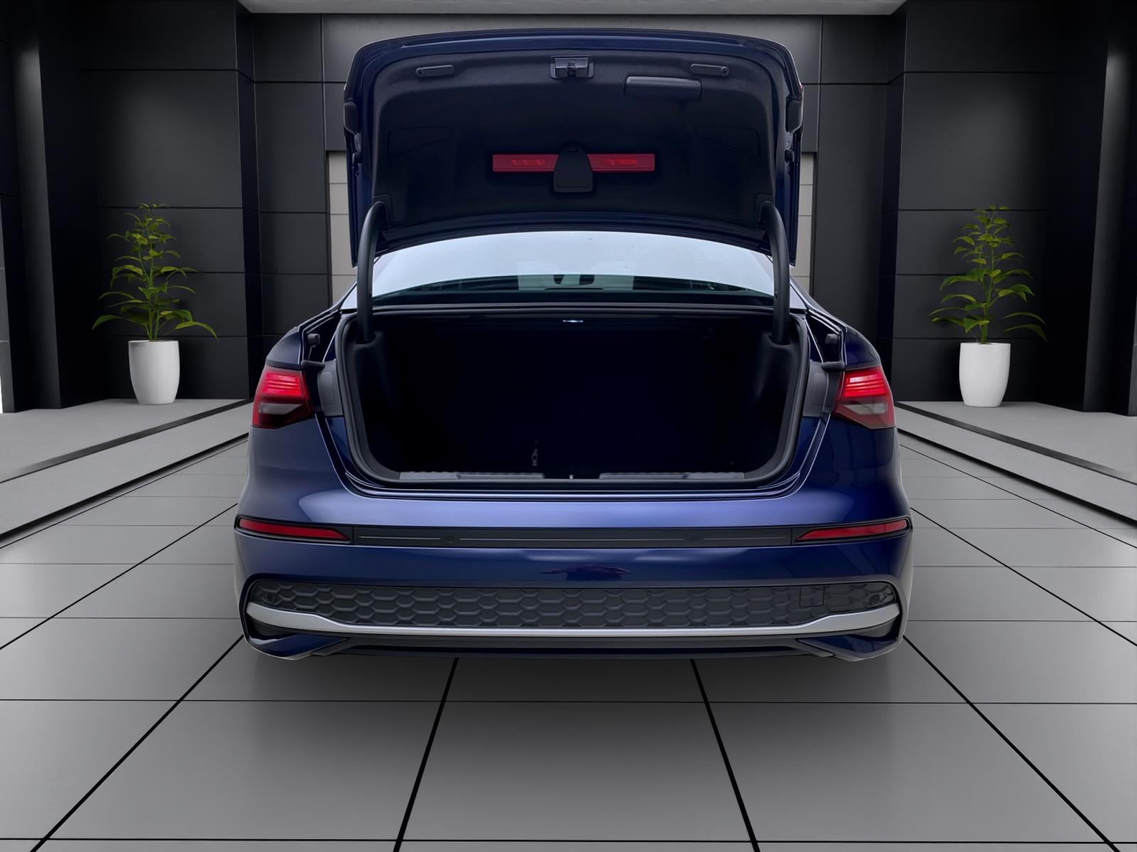 Bild 3: Audi A3 Limousine 35 TDI ADVANCED NAVI SHZG LM18 KAMERA