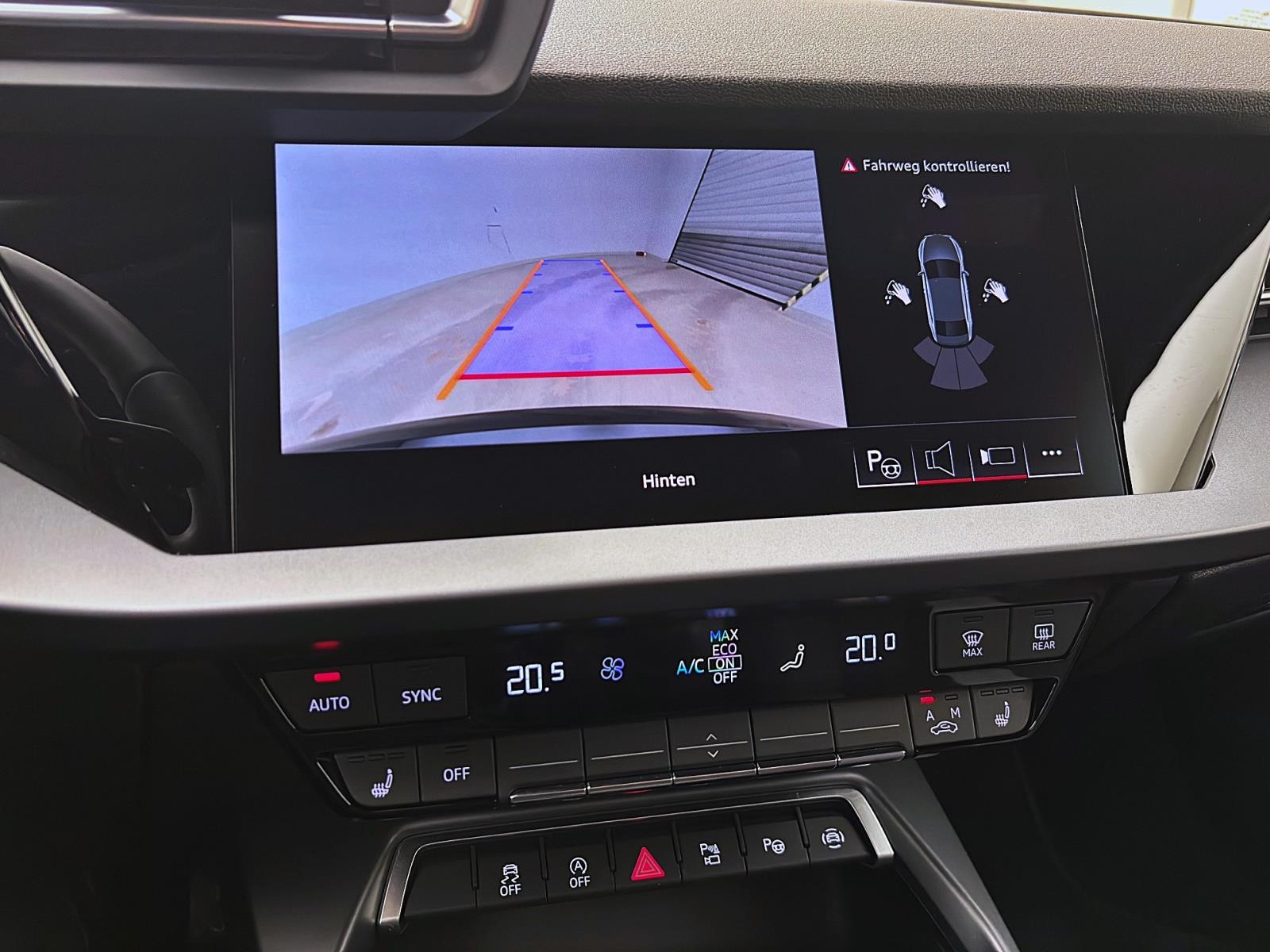 Bild 18: Audi A3 Limousine 35 TDI ADVANCED KAMERA NAVI SHZG LM18