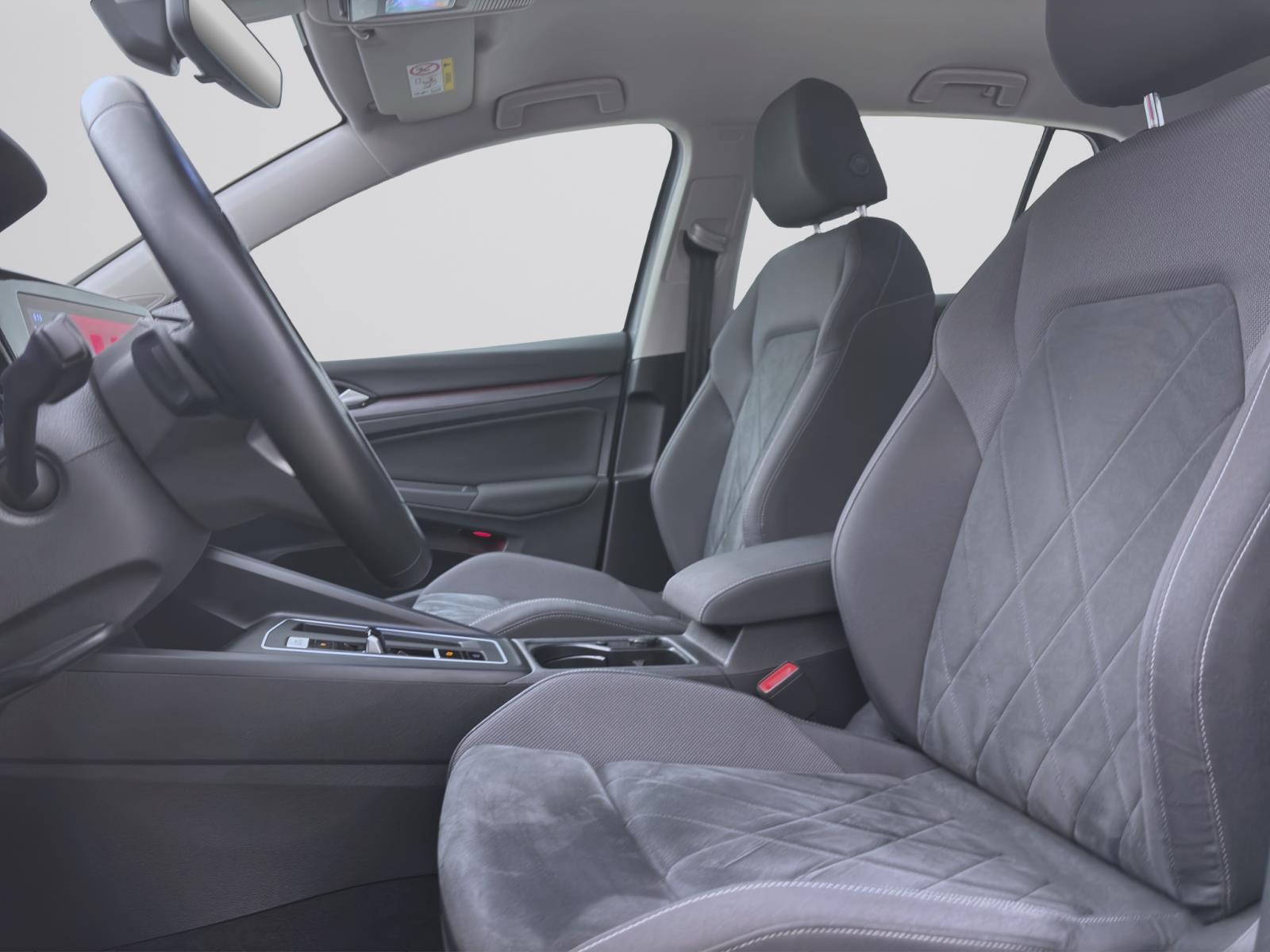 Bild 8: Volkswagen Golf 1.4 TSI eHybrid DSG STYLE NAVI PDC LED SITZHZG