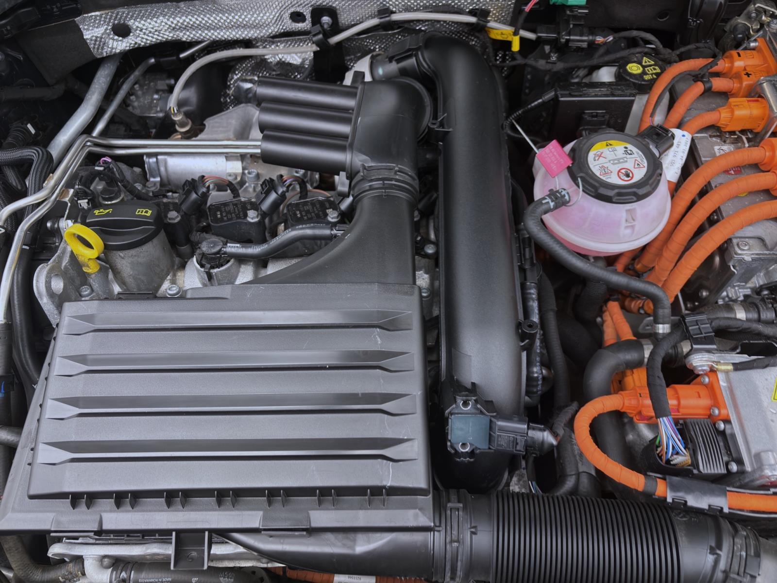 Bild 16: Volkswagen Golf 1.4 TSI eHybrid DSG STYLE NAVI PDC LED SITZHZG