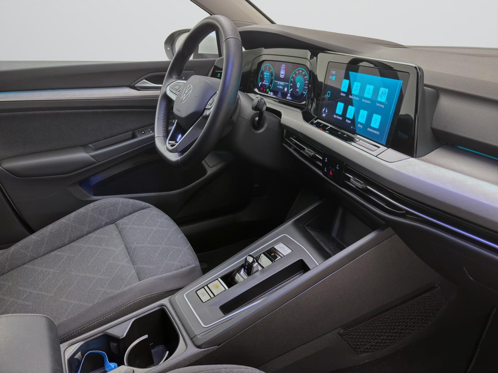 Bild 15: Volkswagen Golf 2.0 TDI DSG LIFE NAVI KAMERA PDC LED