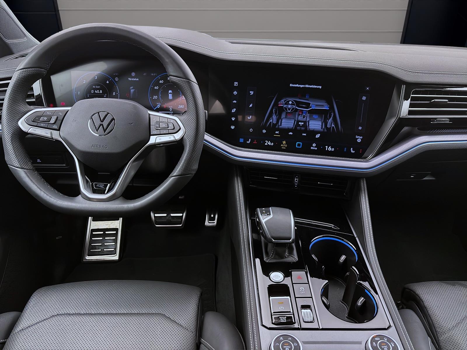 Bild 11: Volkswagen Touareg 3.0 TDI DSG 4M R-LINE AHK IQ.LIGHT KAMERA