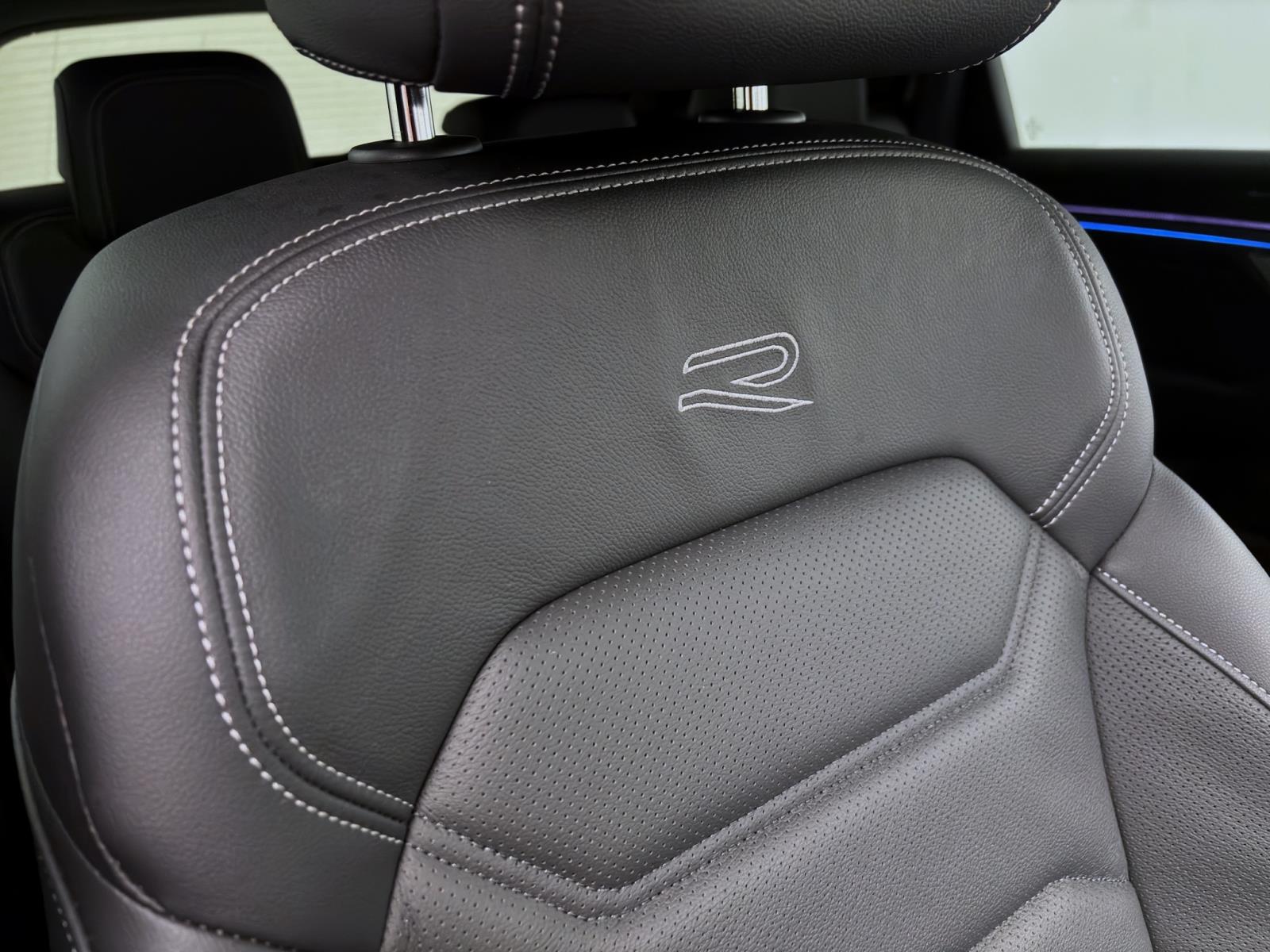 Bild 16: Volkswagen Touareg 3.0 TDI DSG 4M R-LINE AHK IQ.LIGHT KAMERA