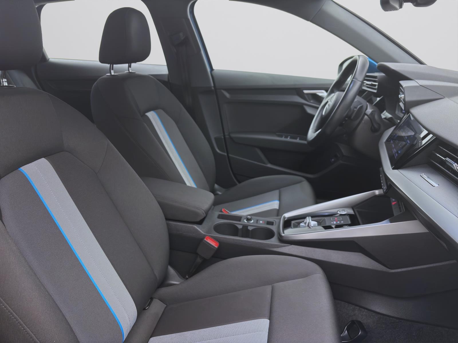 Bild 14: Audi A3 Sportback 40 TFSIe PDC SITZHZG KLIMA