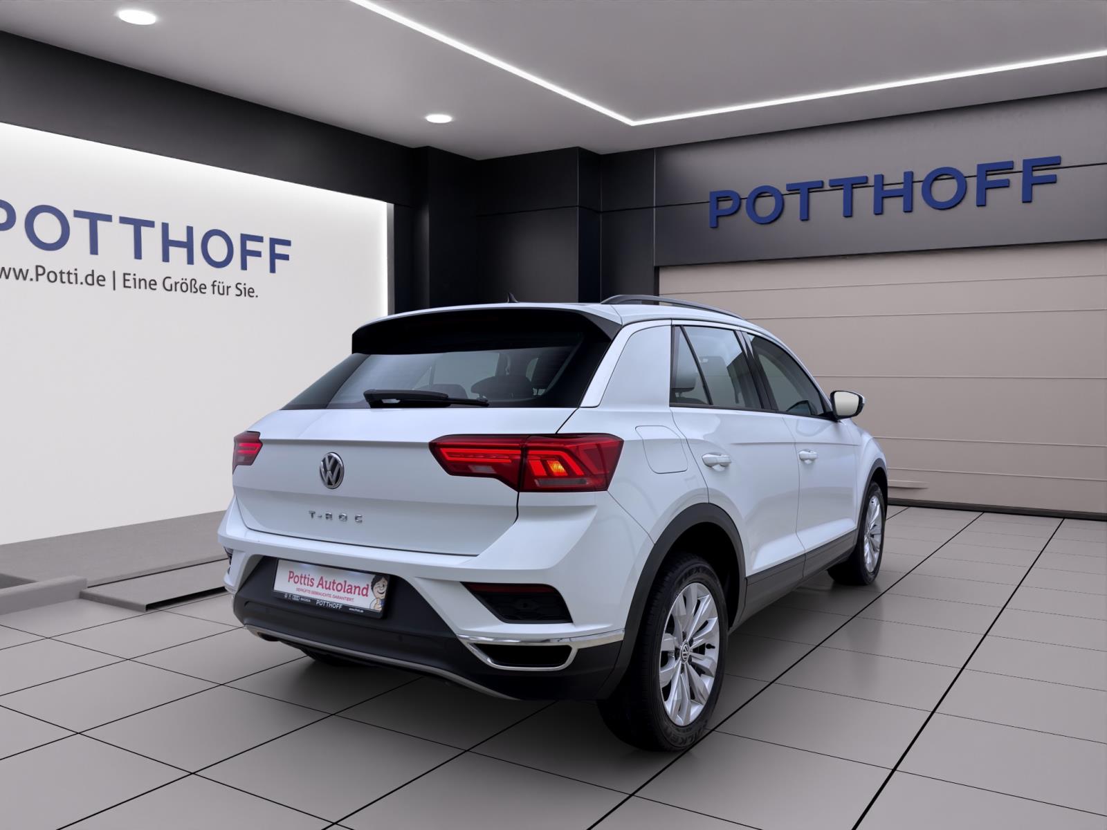 Bild 4: Volkswagen T-Roc 1.5 TSI STYLE PDC SITZHZG KLIMA LED