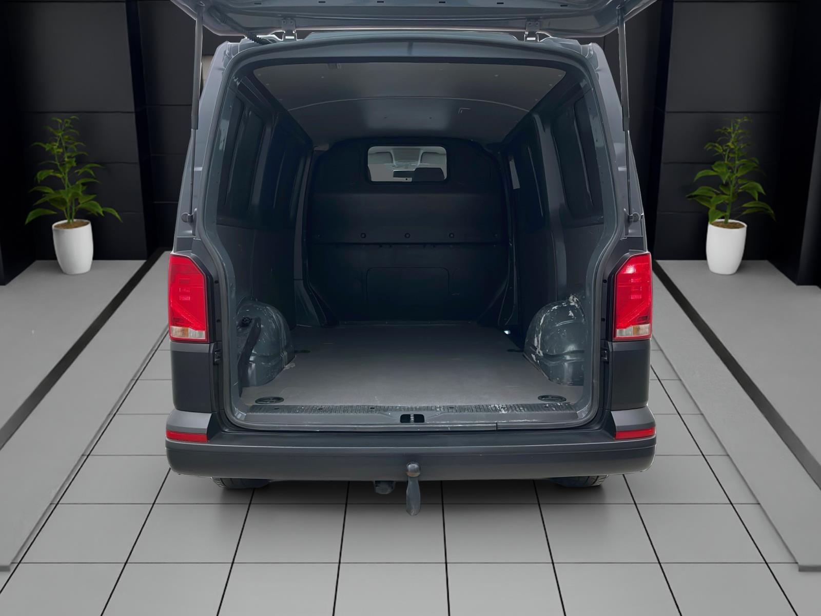 Bild 3: Volkswagen T6.1 Transporter Kasten 2.0 TDI ECO PROFI AHK NAVI KLIMA DAB+