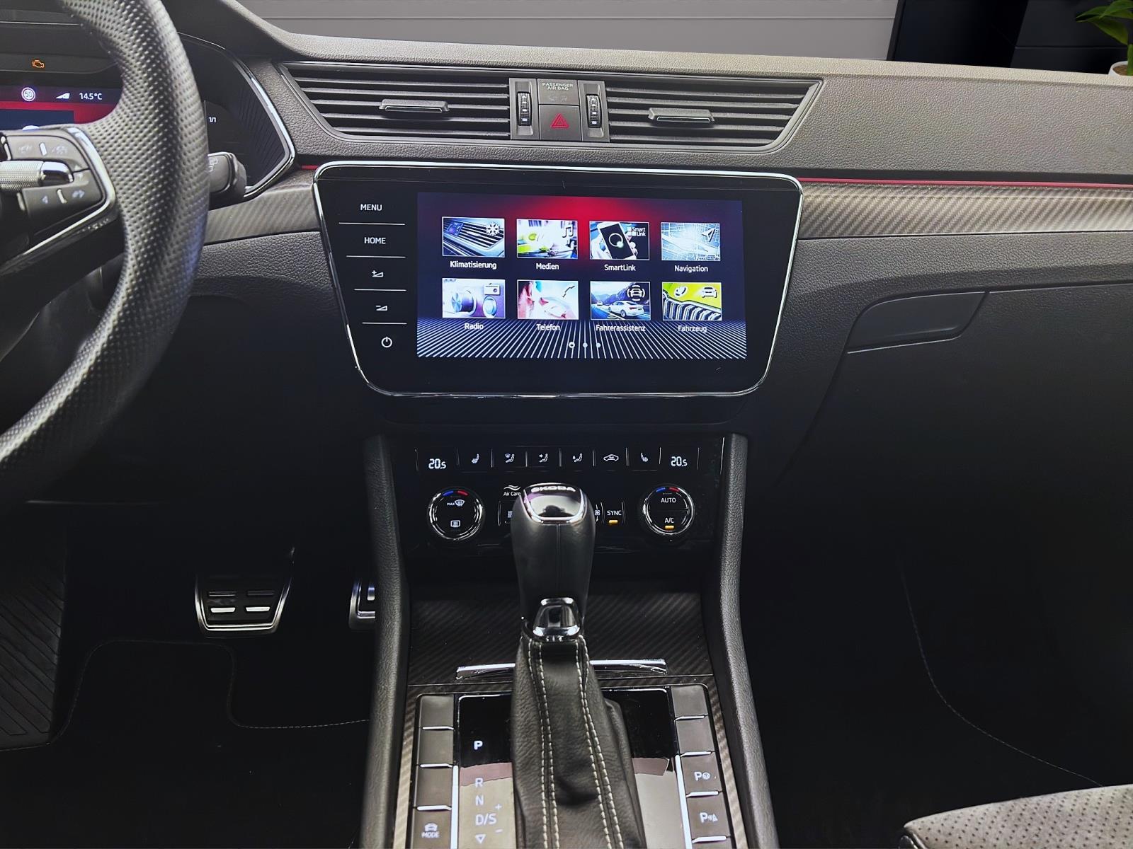 Bild 12: Skoda Superb Combi 2.0 TDI DSG SPORTLINE STANDHZG MATRIX PDC