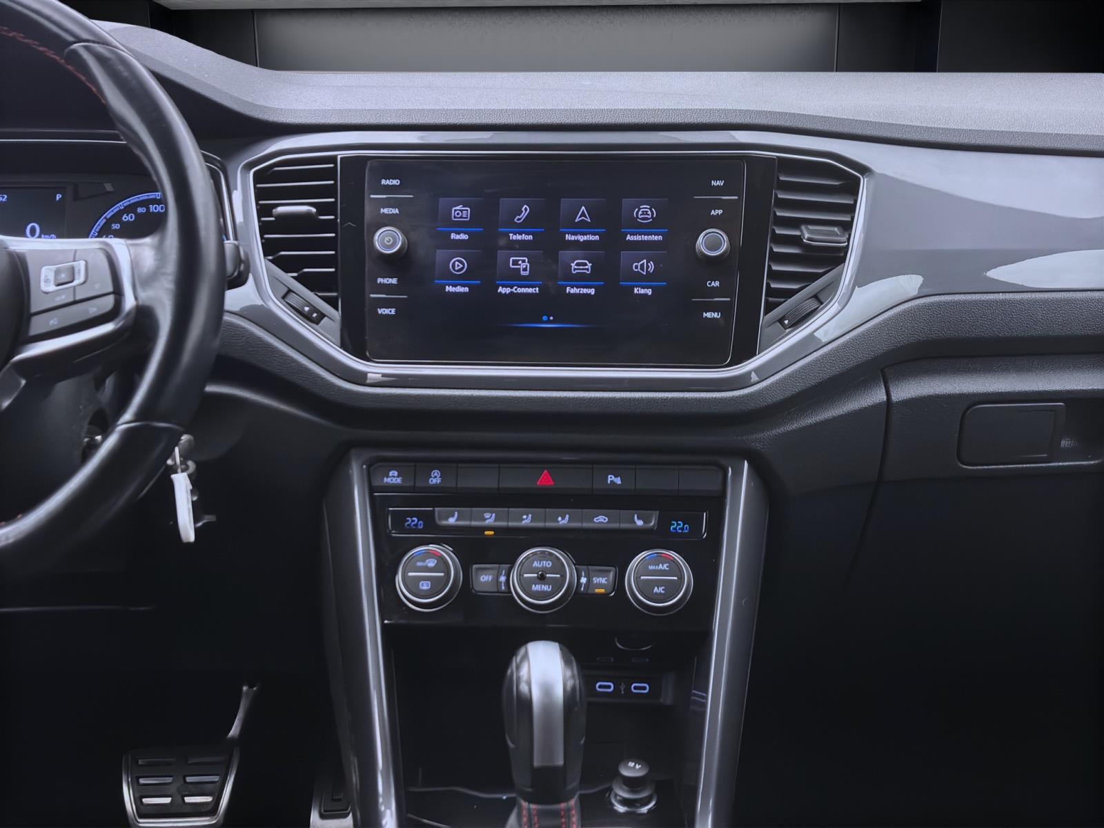 Bild 13: Volkswagen T-Roc 1.5 TSI DSG SPORT NAVI AHK KLIMA PDC