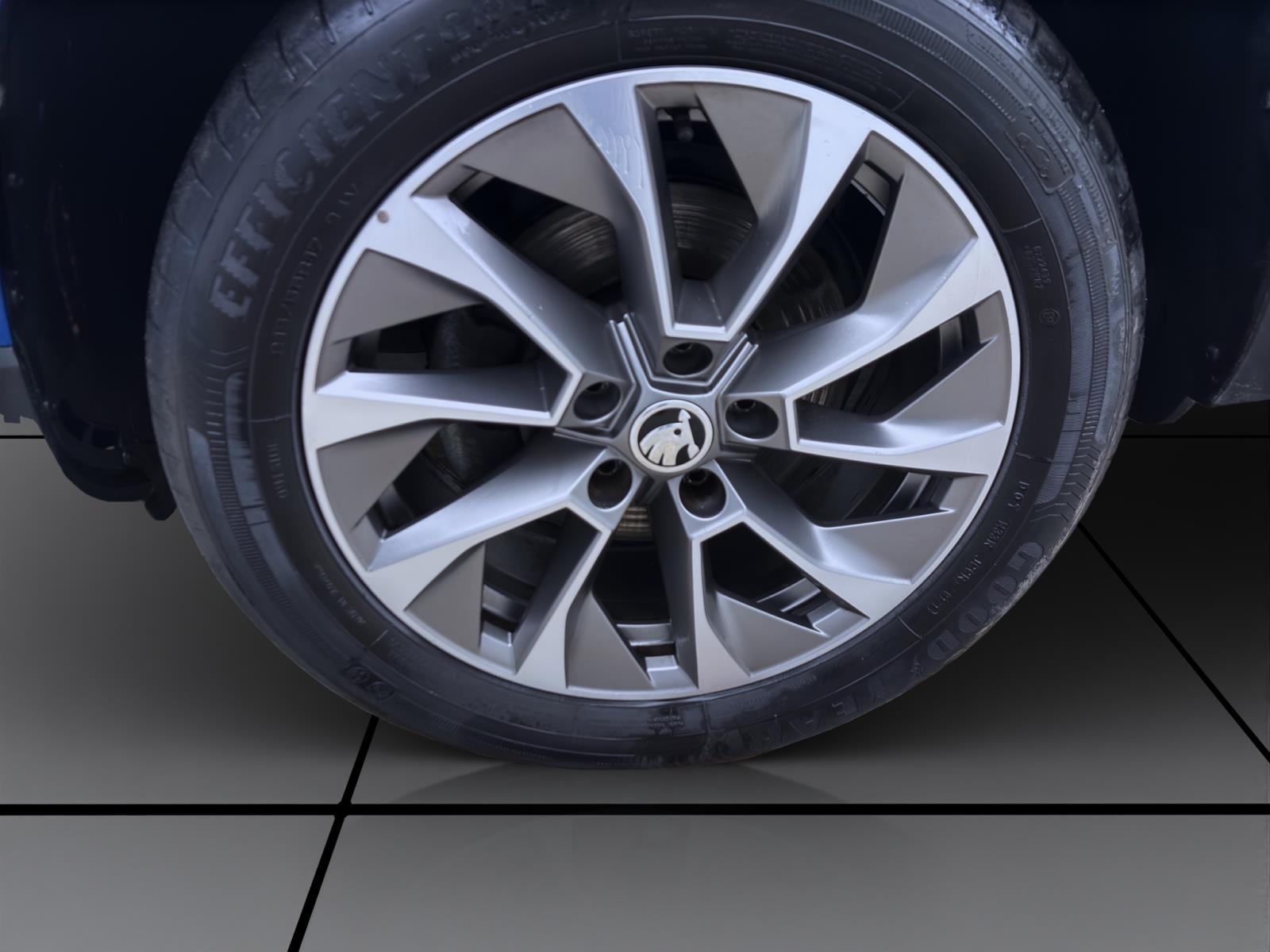 Bild 7: Skoda Karoq 1.5 TSI DSG CLEVER AHK PDC SITZHZG LED