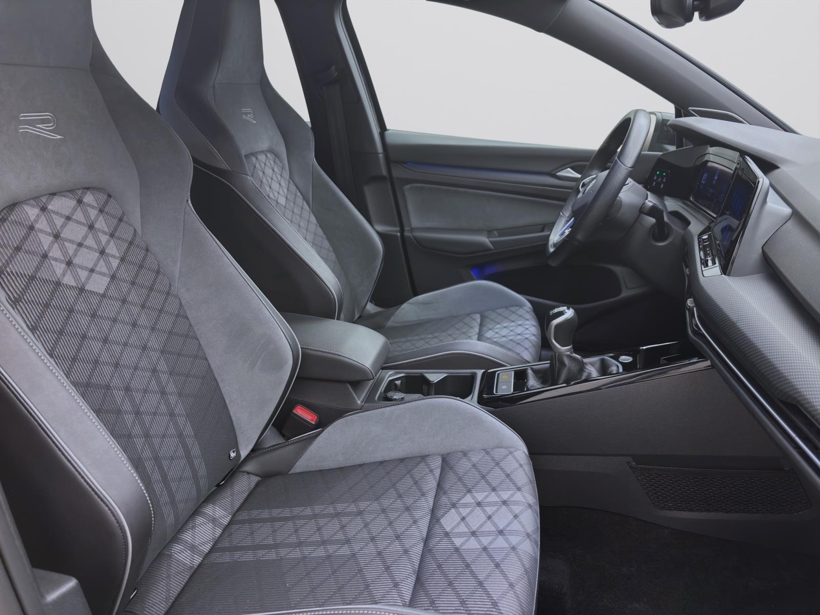 Bild 14: Volkswagen Golf 1.5 TSI R-LINE PDC IQ.LIGHT LED KLIMA