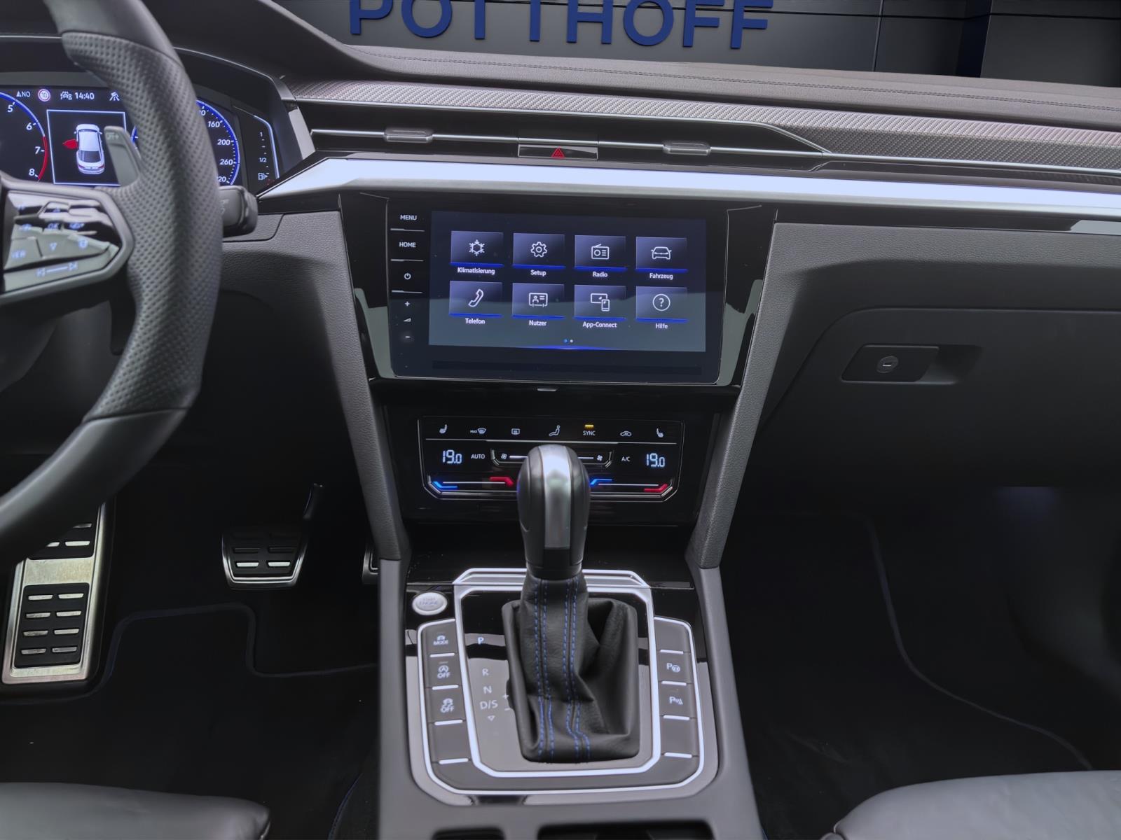 Bild 13: Volkswagen Arteon 2.0 TSI DSG 4M R PANO AHK IQ.LIGHT KAMERA